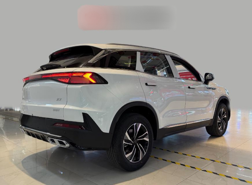 BAIC X7 2023 thumb 5