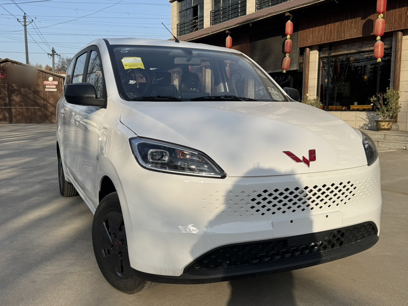 Wuling Hongguang 2025 thumb 2