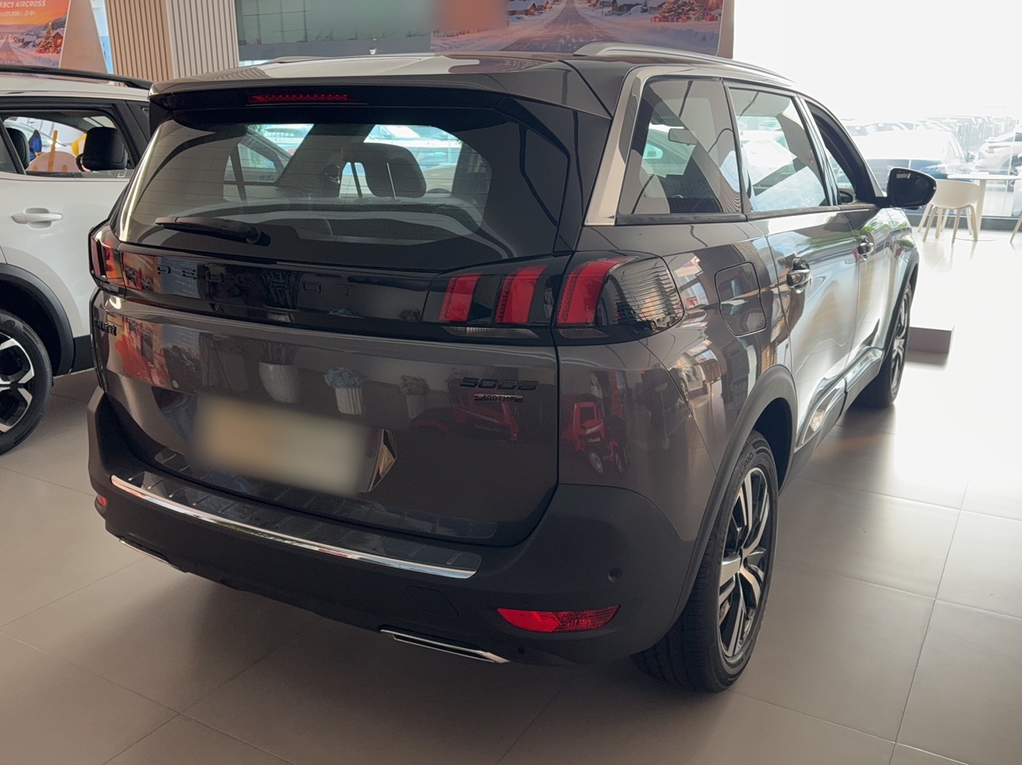 Peugeot 5008 2025 thumb 4