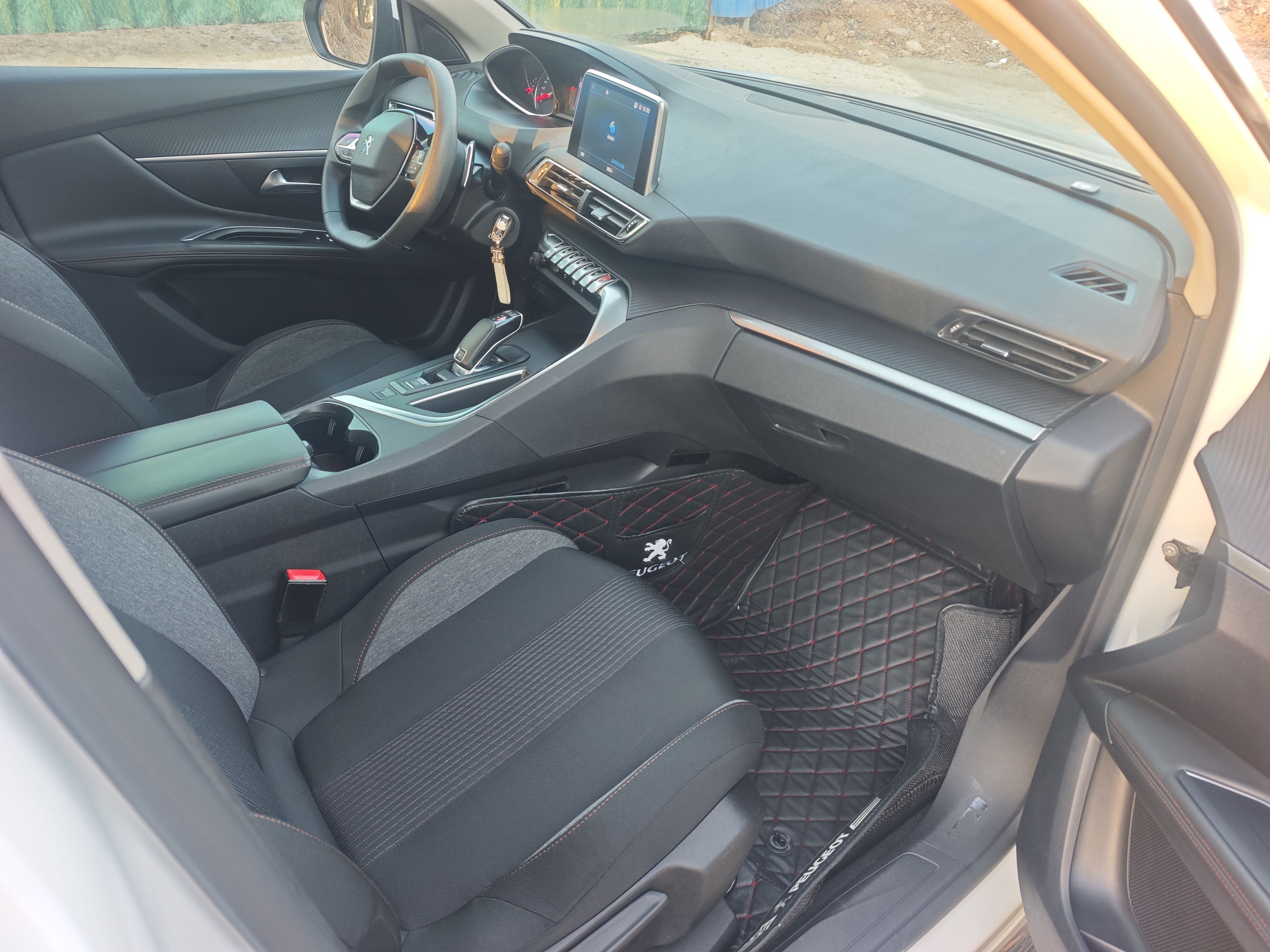 Peugeot 4008 2019 thumb 8