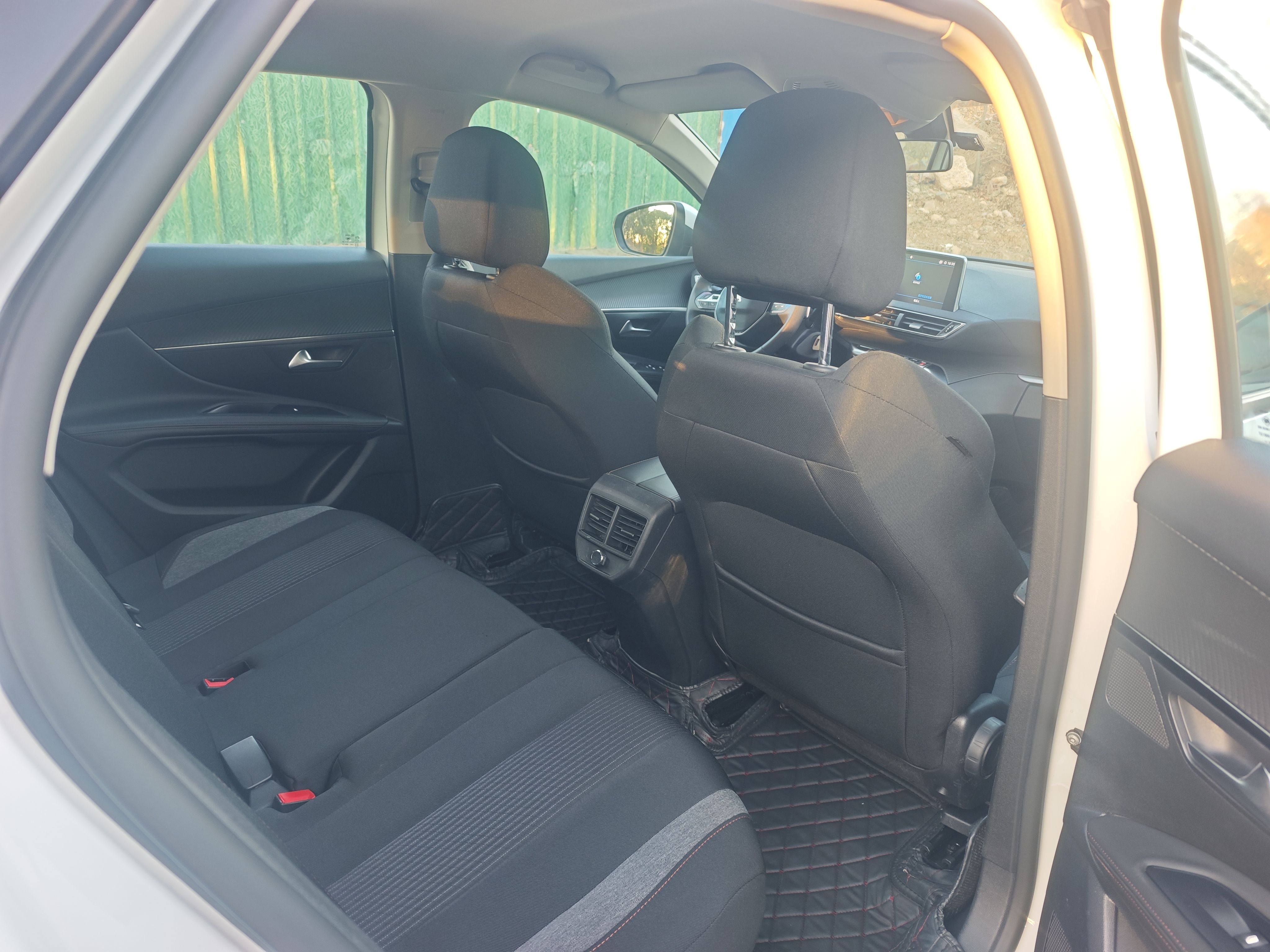 Peugeot 4008 2019 thumb 12