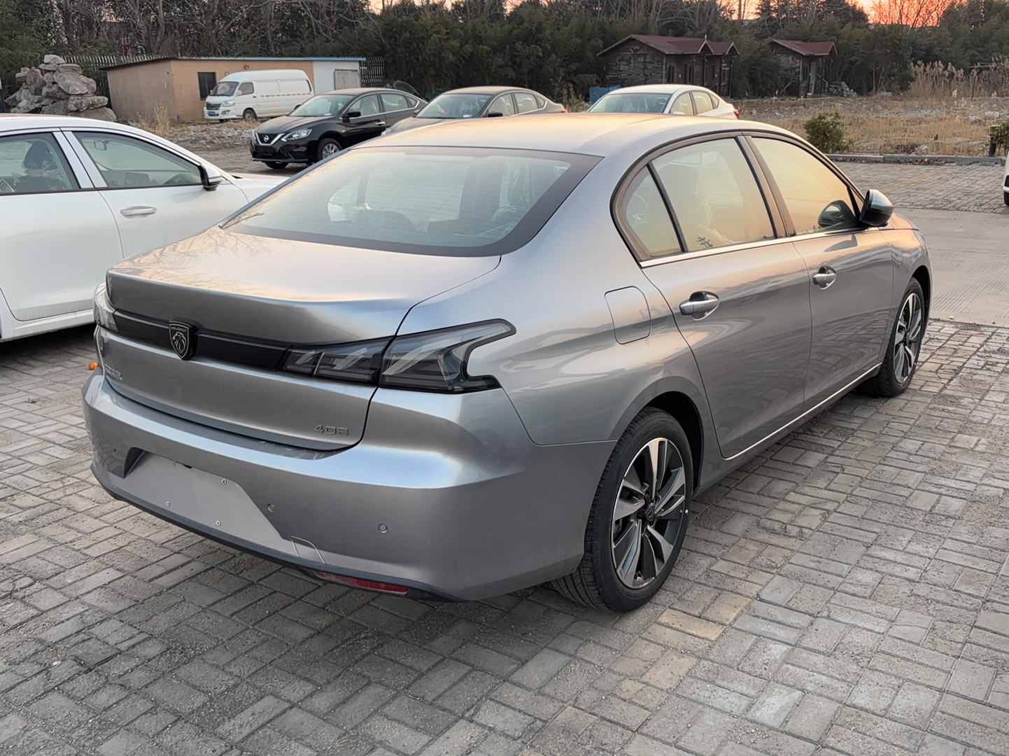 Peugeot 408 2022 thumb 4