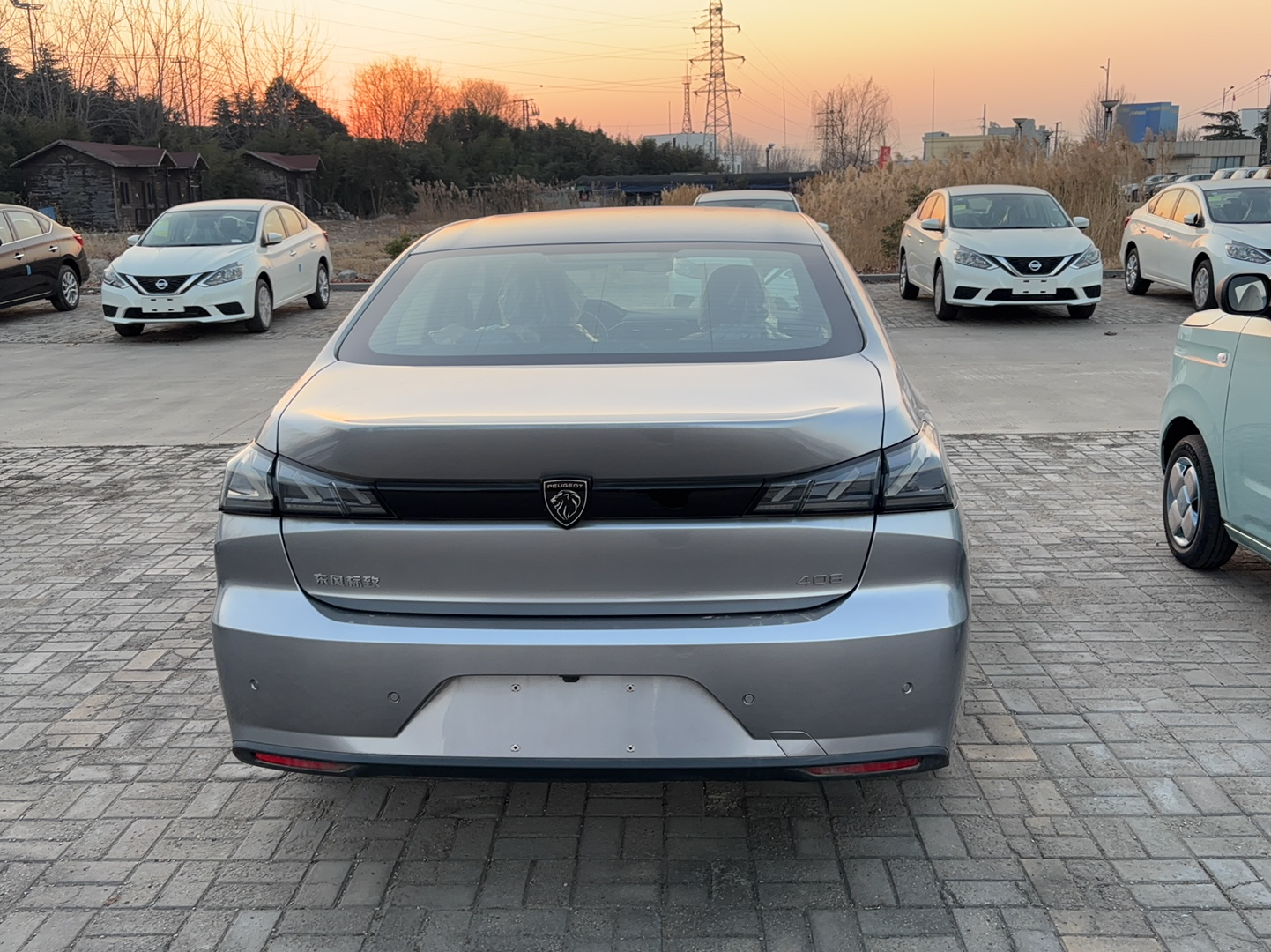 Peugeot 408 2022 thumb 5