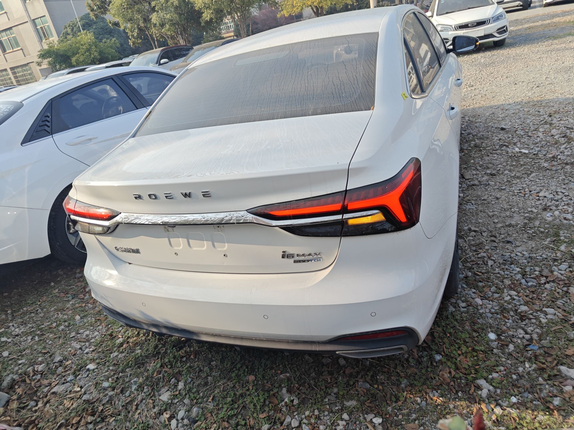 Roewe i6 2020 thumb 5