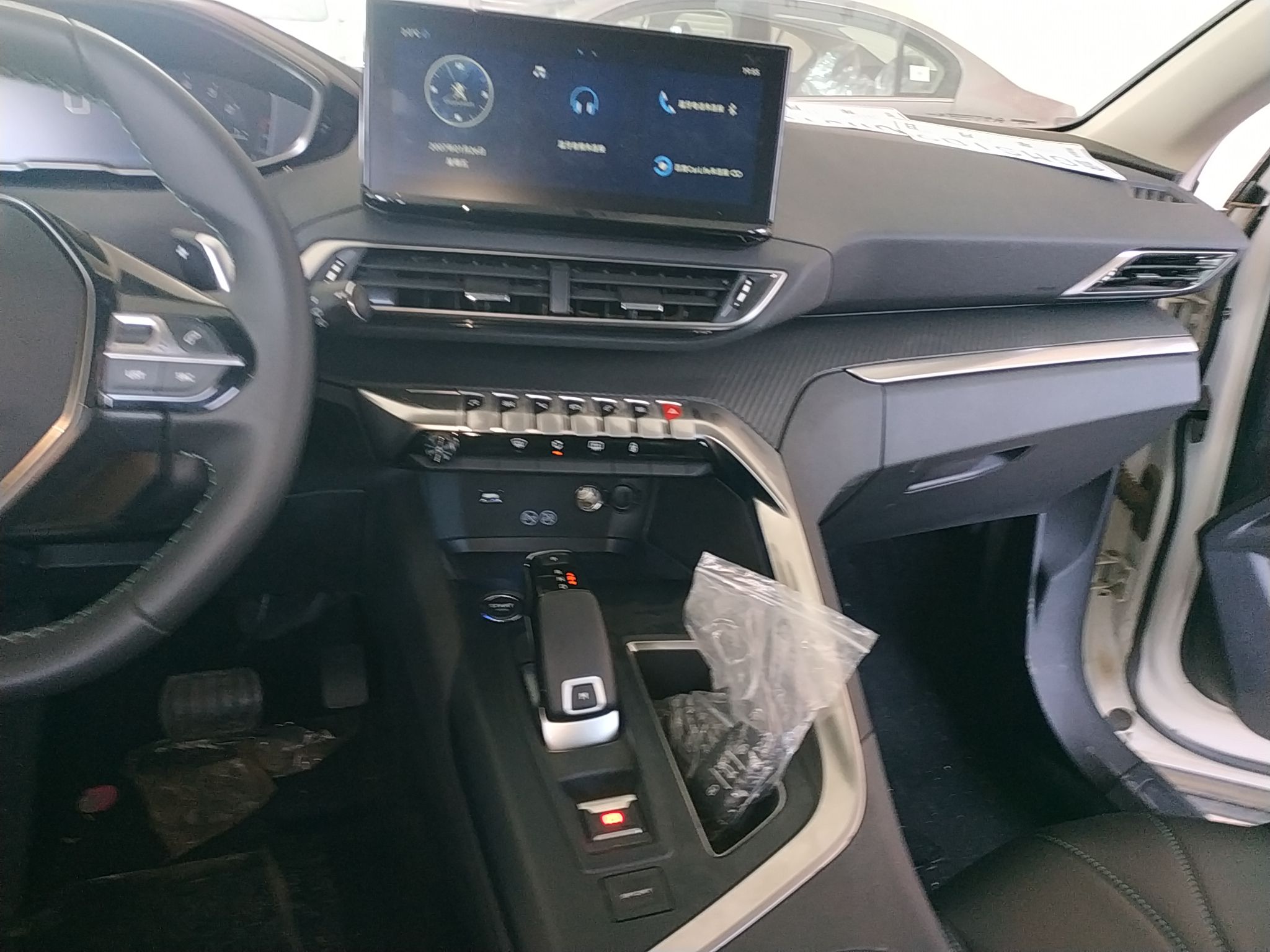 Peugeot 5008 2021 thumb 12