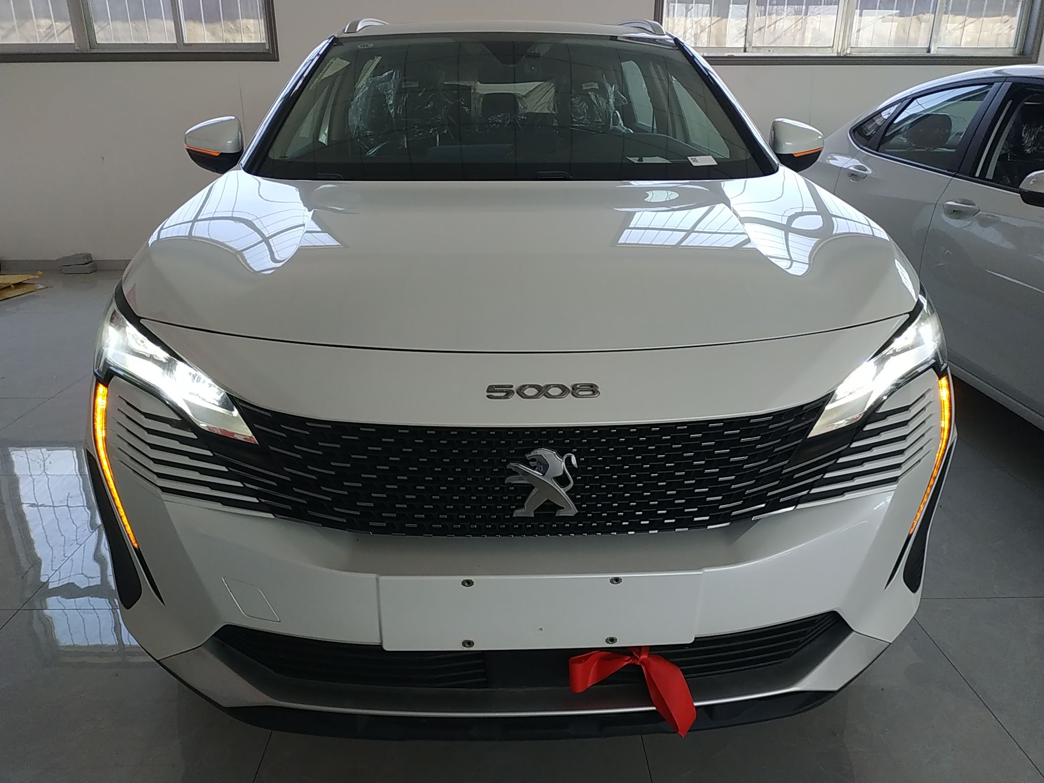 Peugeot 5008 2021 thumb 2