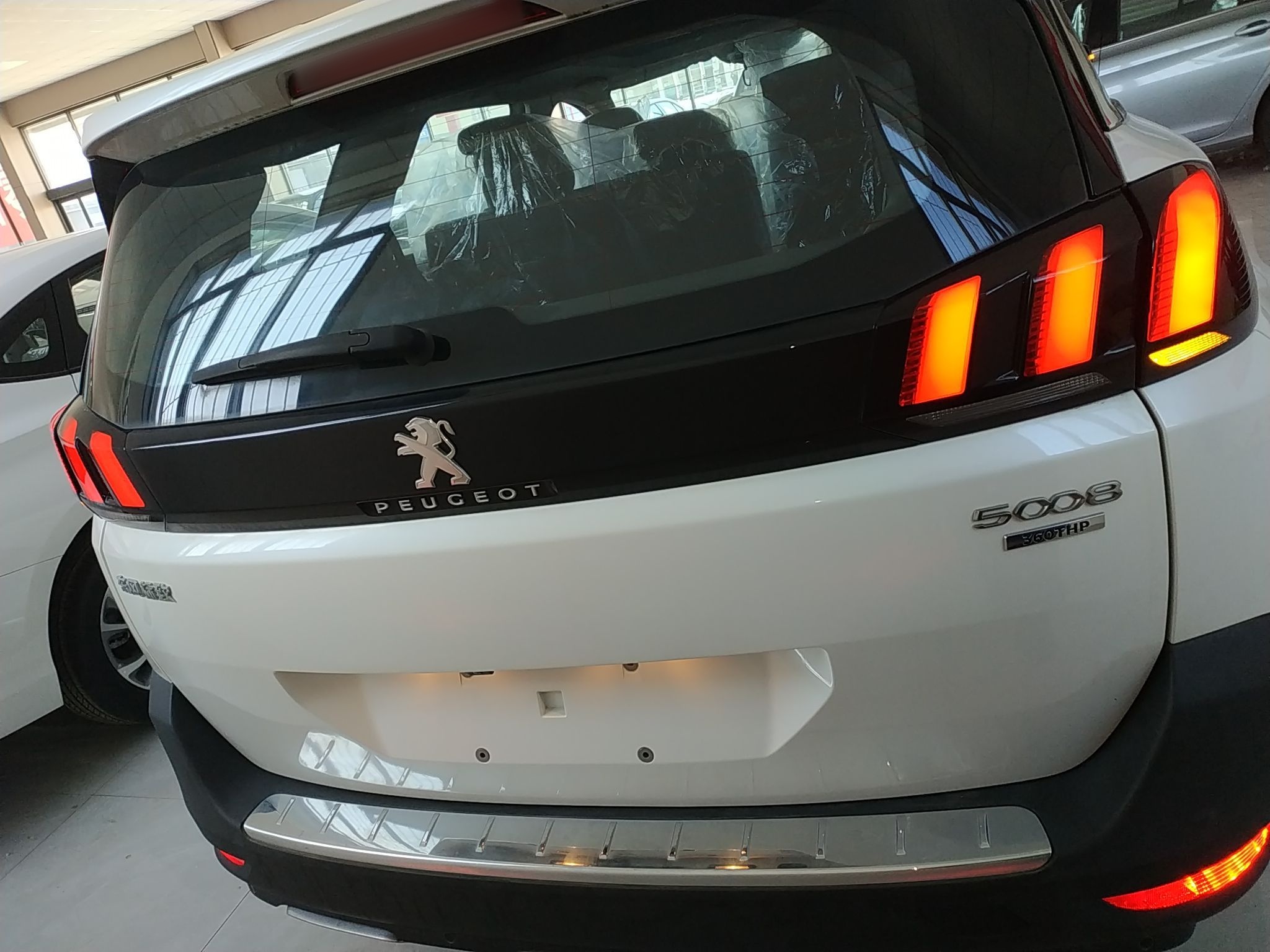 Peugeot 5008 2021 thumb 3