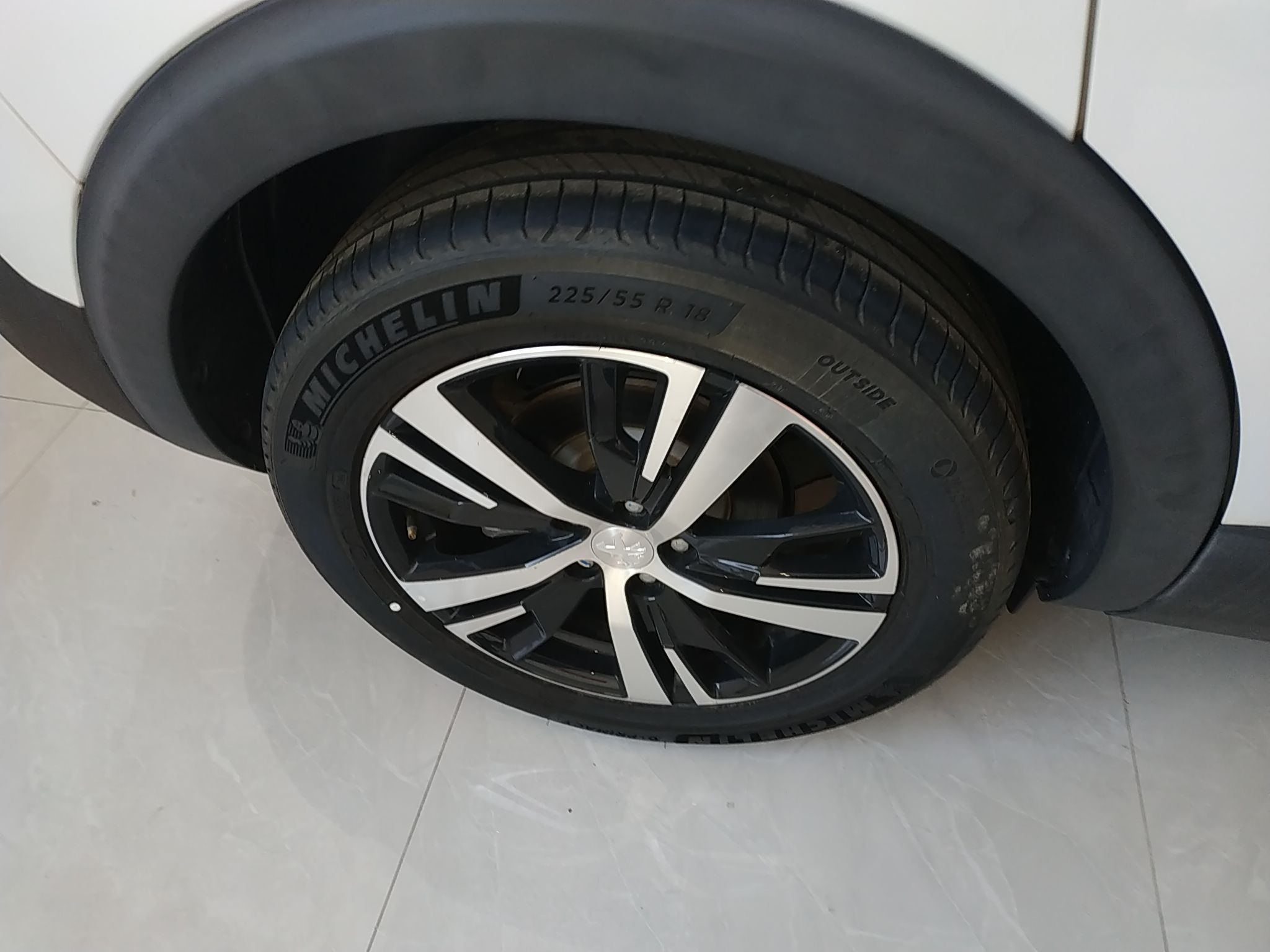 Peugeot 5008 2021 thumb 9