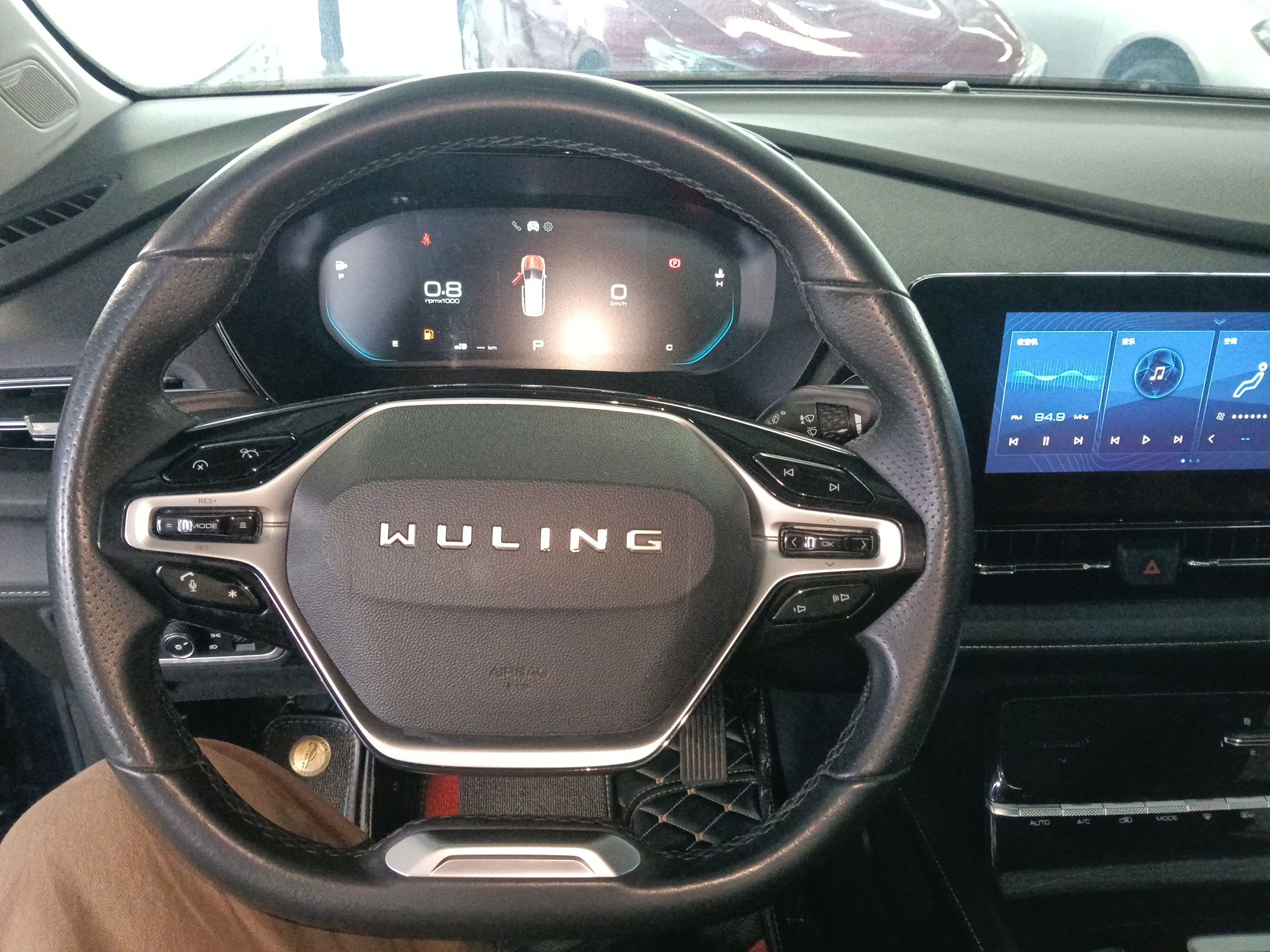 Wuling Kaijie 2020 thumb 10