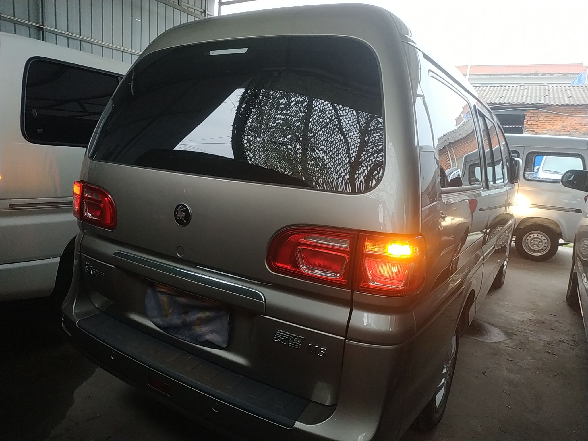Dongfeng Fengxing Lingzhi 2023 thumb 5