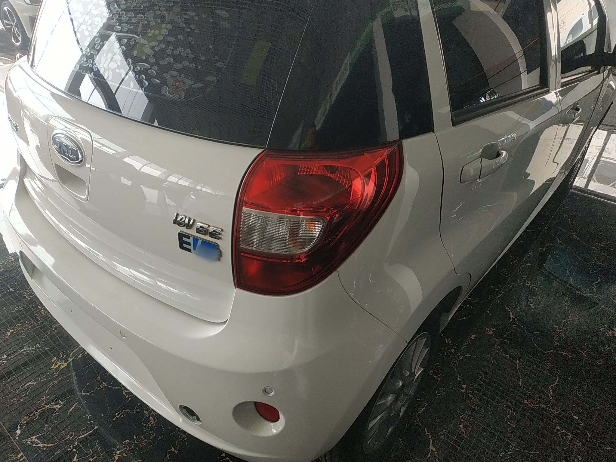 JAC iEV6E 2019 thumb 7