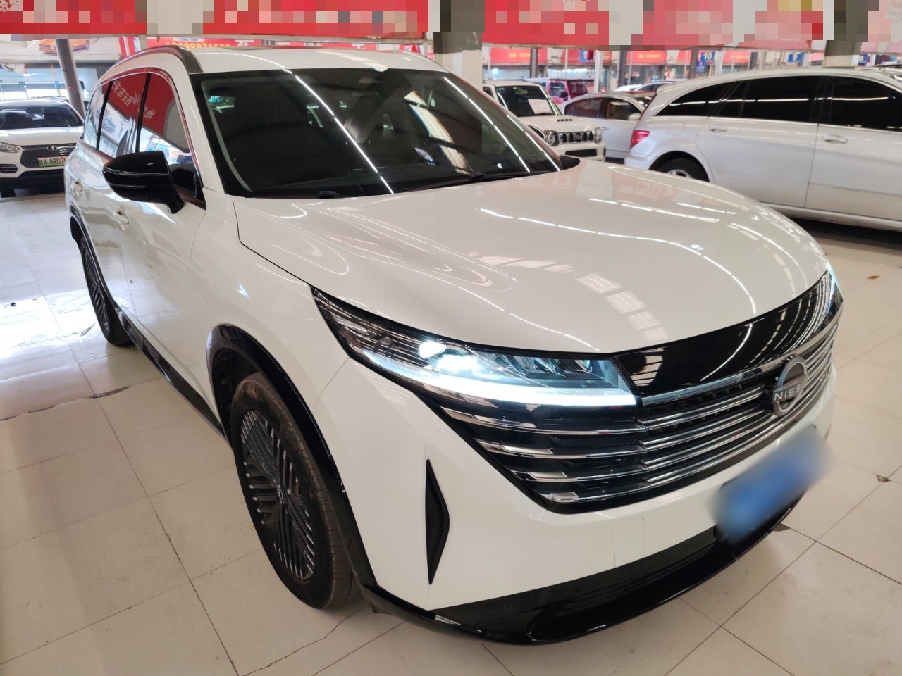 Nissan Pathfinder 2024 thumb 5