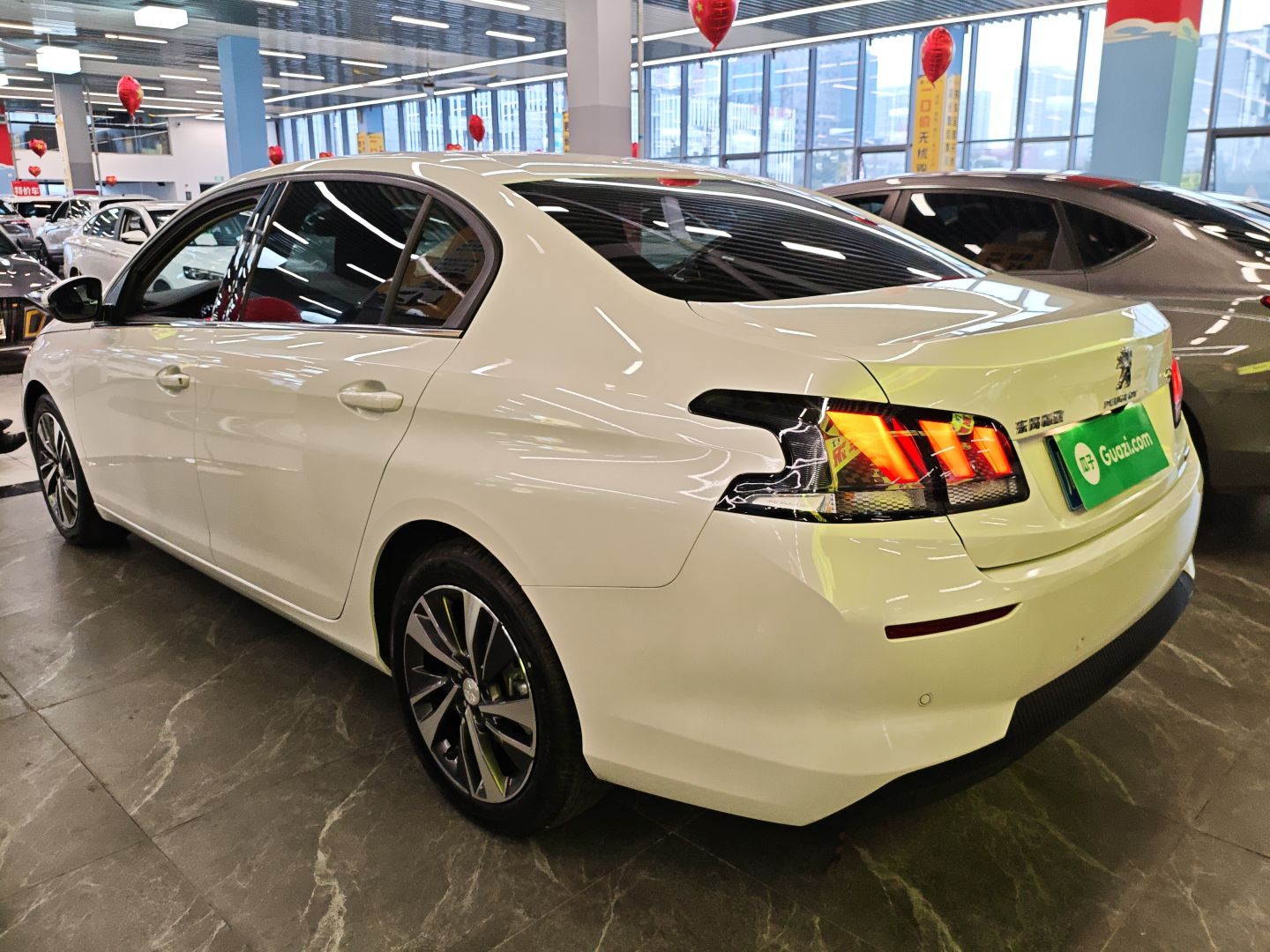 Peugeot 408 2020 thumb 4