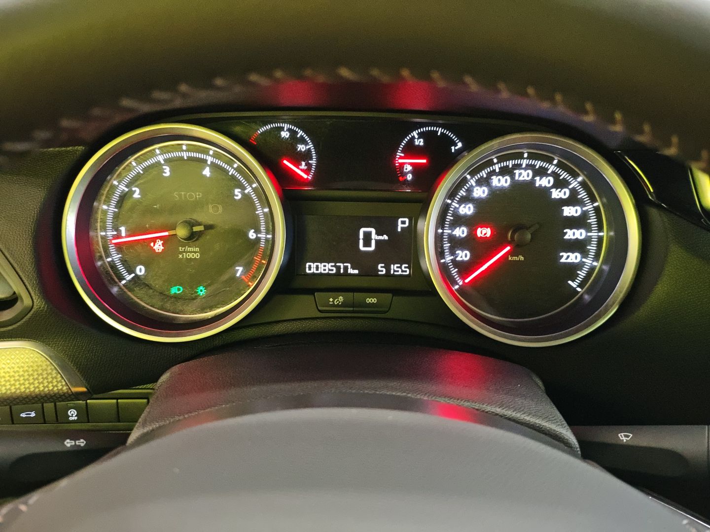 Peugeot 408 2020 thumb 11