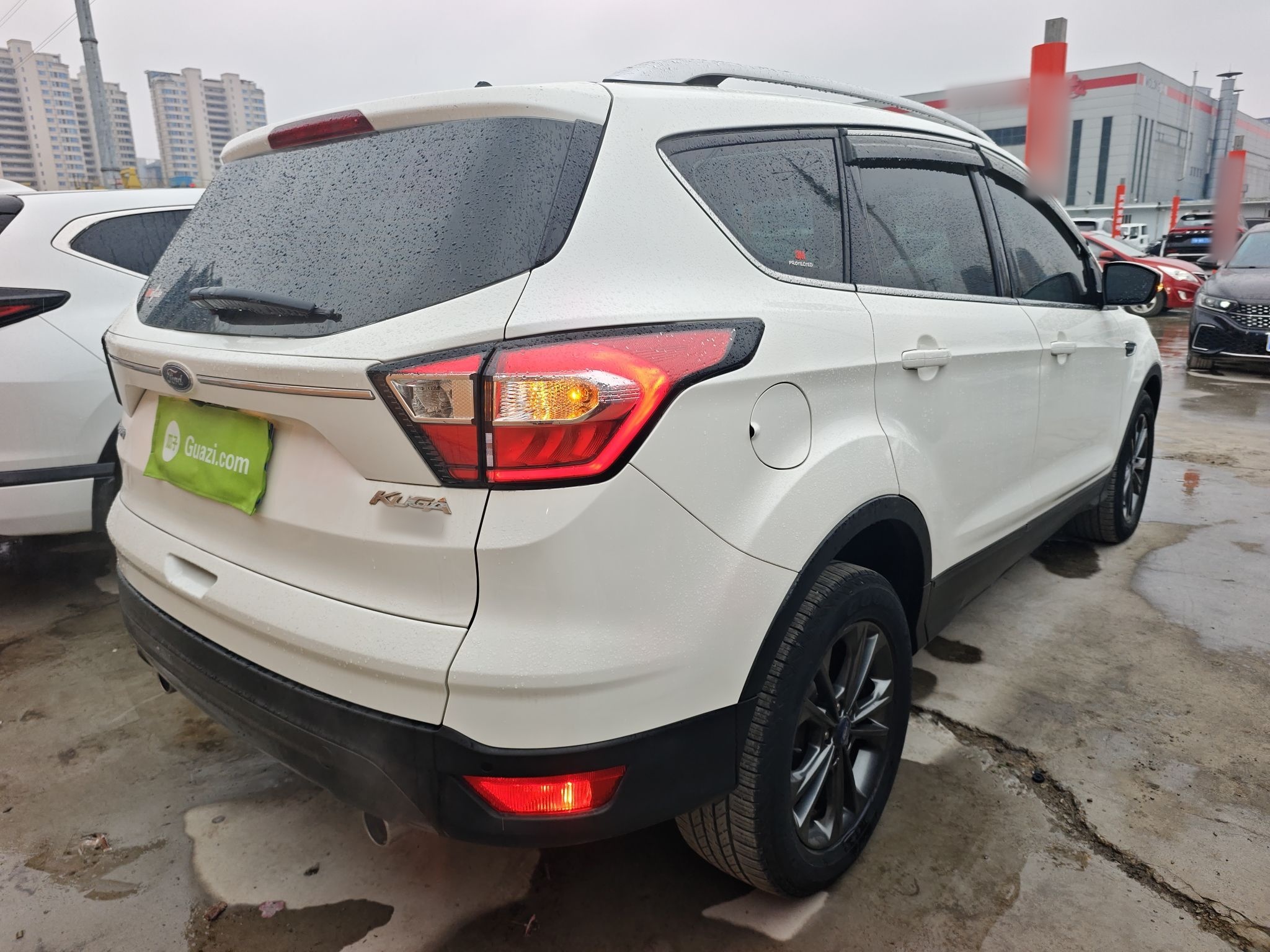 Ford Kuga 2019 thumb 6