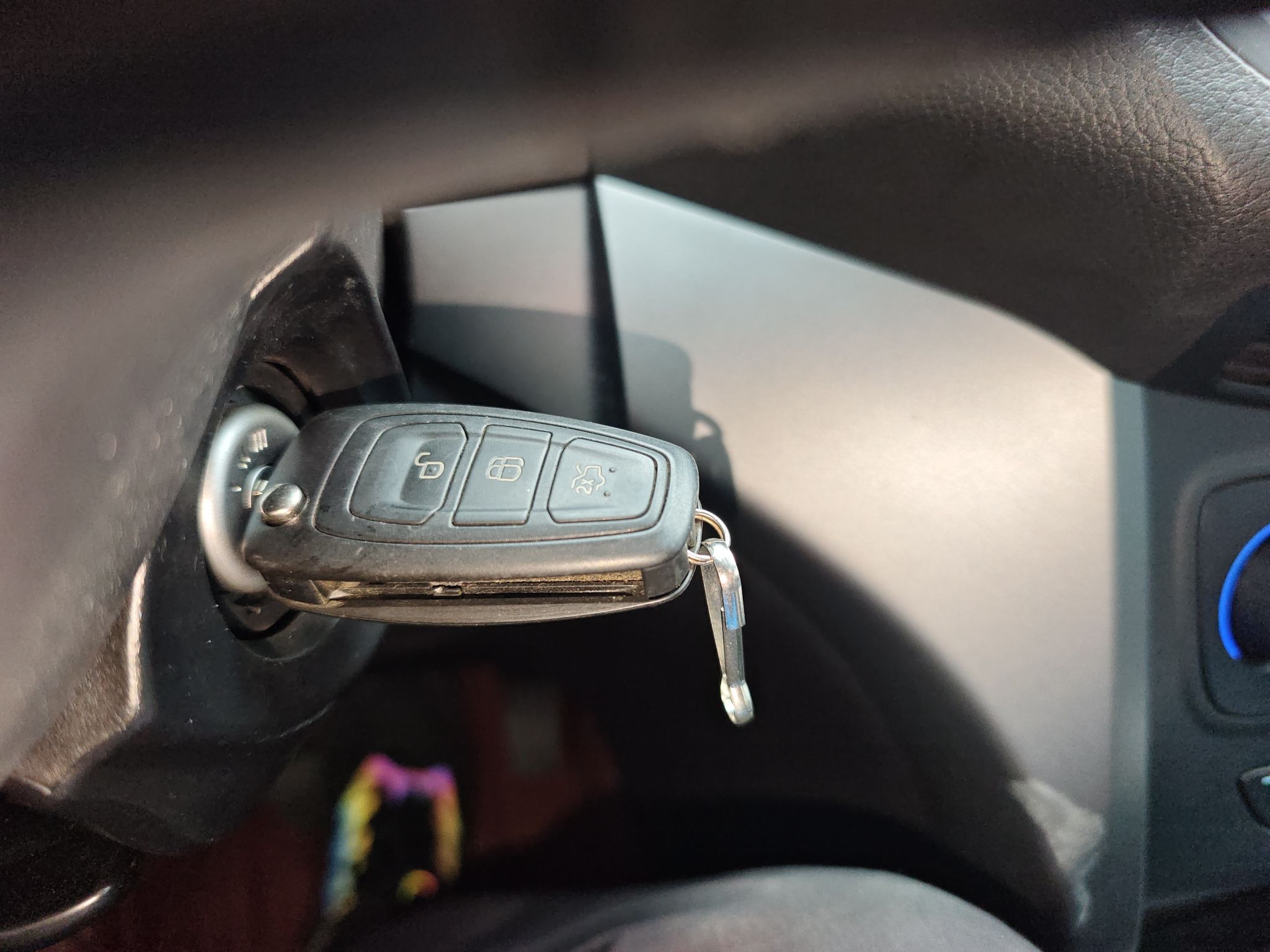 Ford Kuga 2019 thumb 8