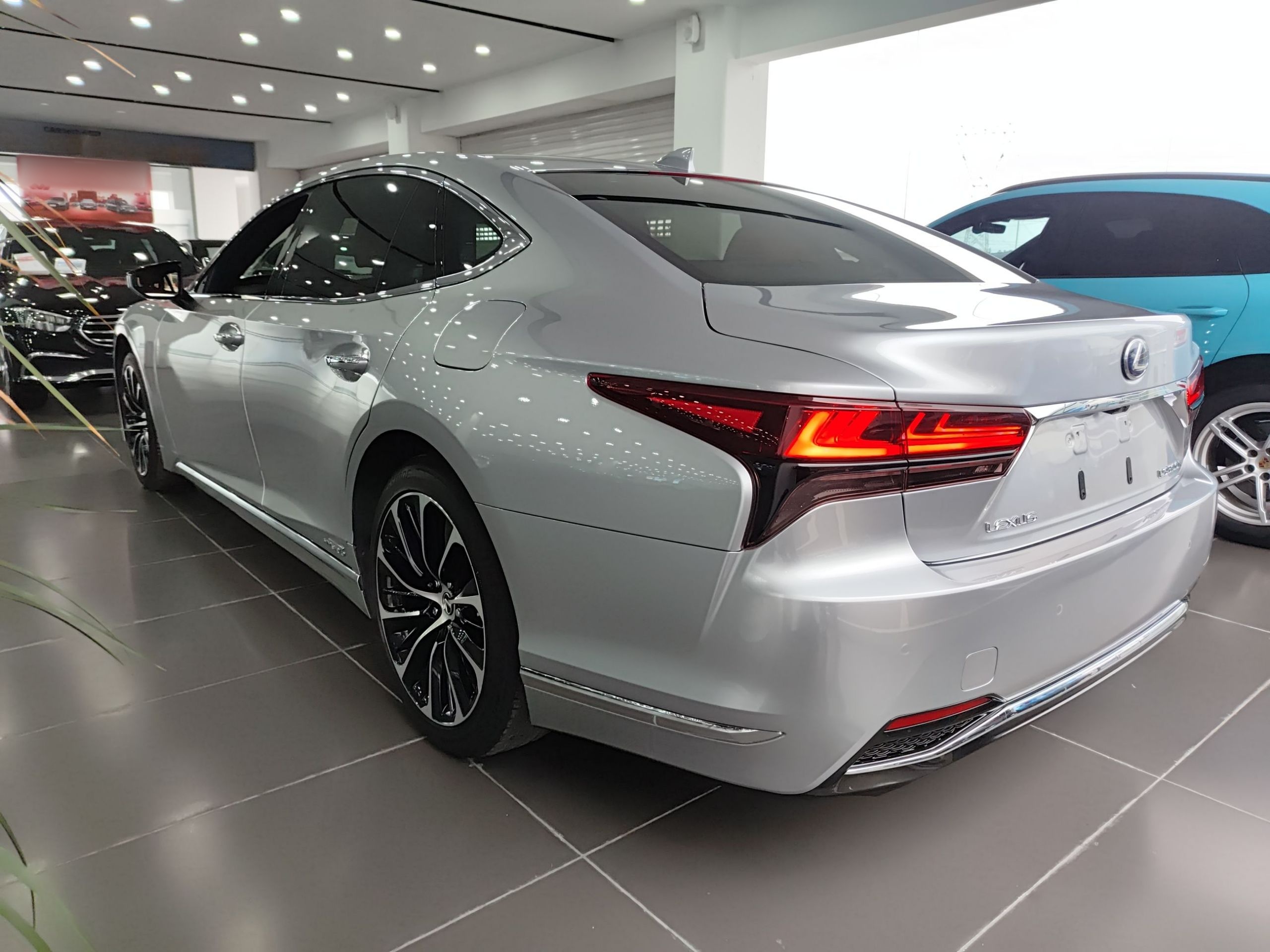 Lexus LS 2021 thumb 6