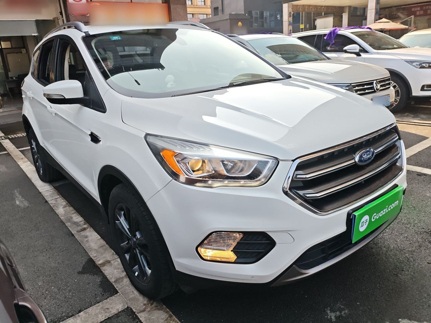 Ford Kuga 2019 thumb 3