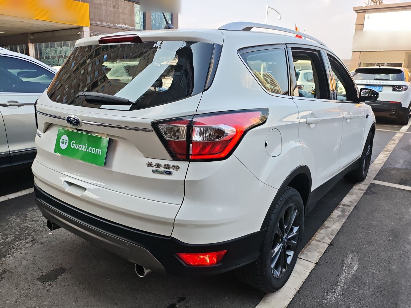 Ford Kuga 2019 thumb 6