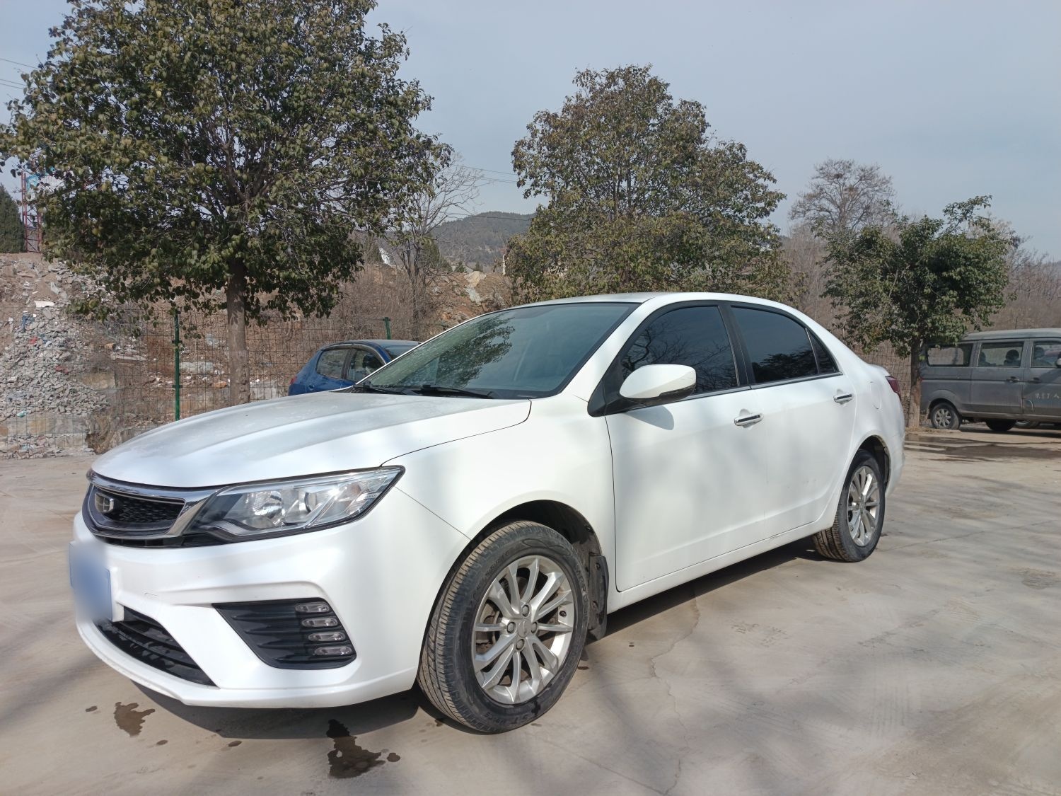 Geely Vision 2020 thumb 4