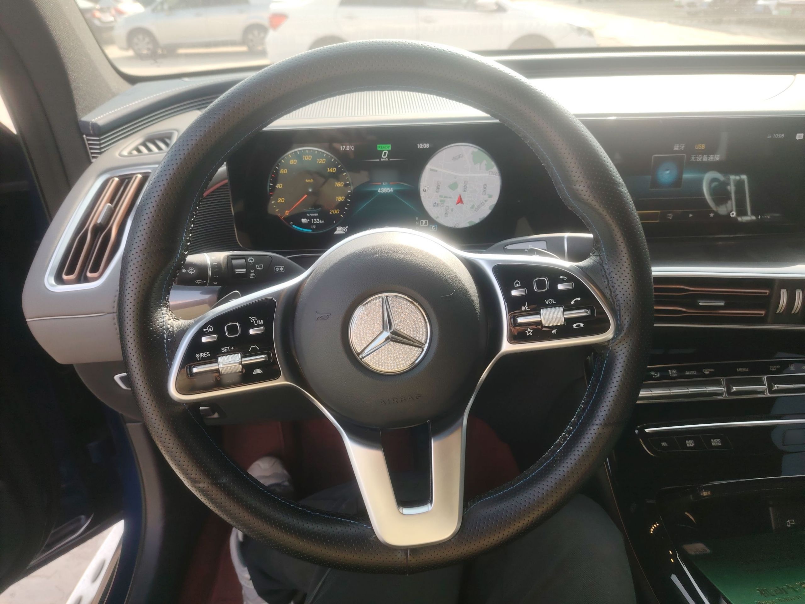 Mercedes-Benz EQC 2021 thumb 12