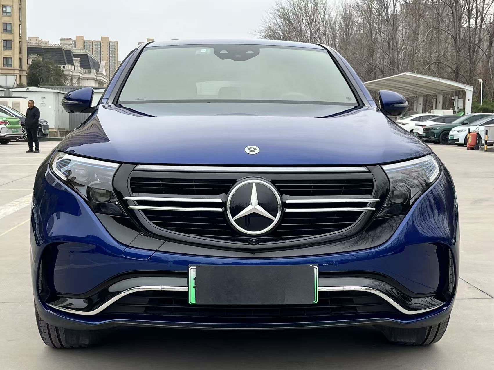 Mercedes-Benz EQC 2021 thumb 5
