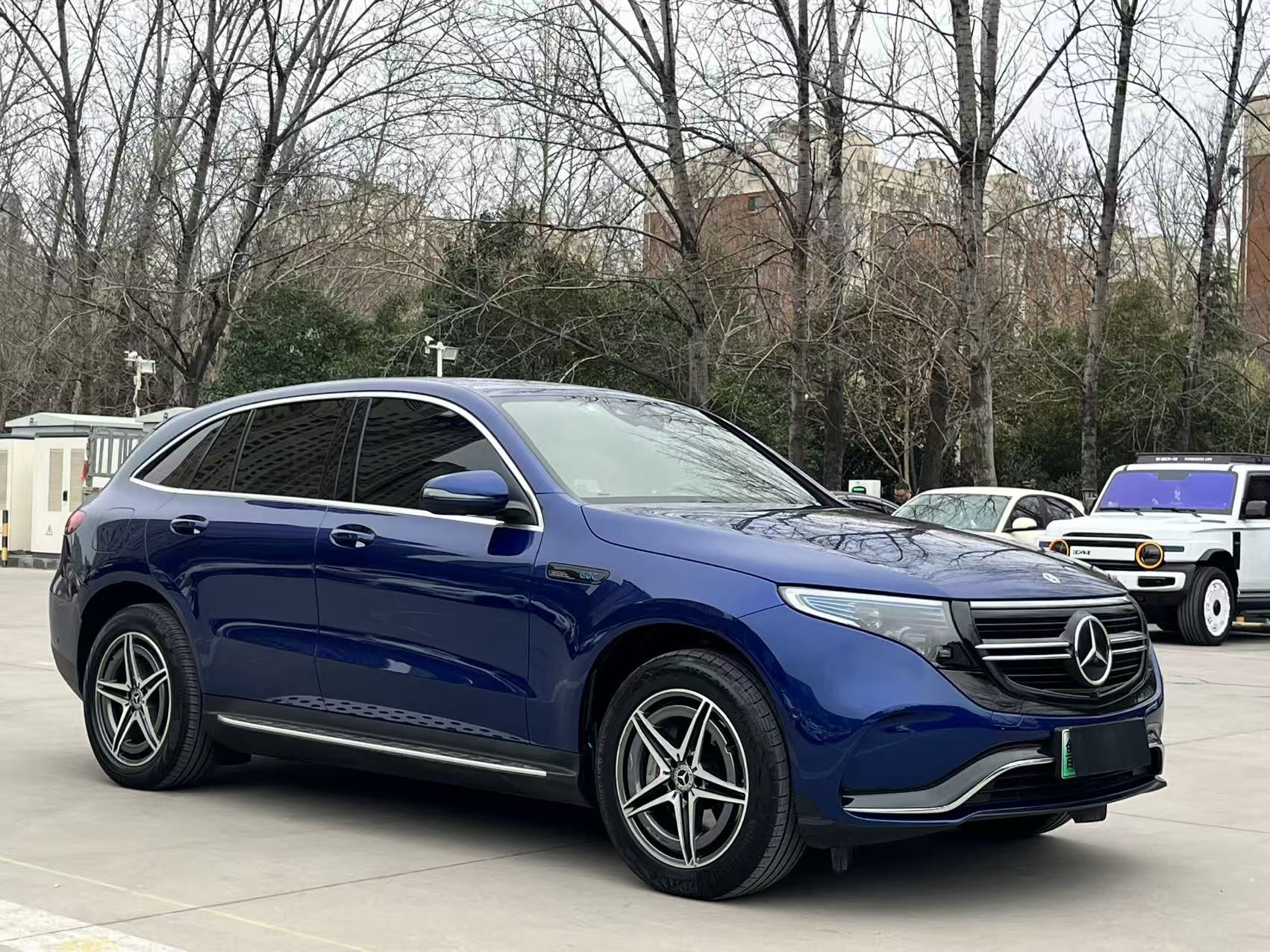 Mercedes-Benz EQC 2021 thumb 6
