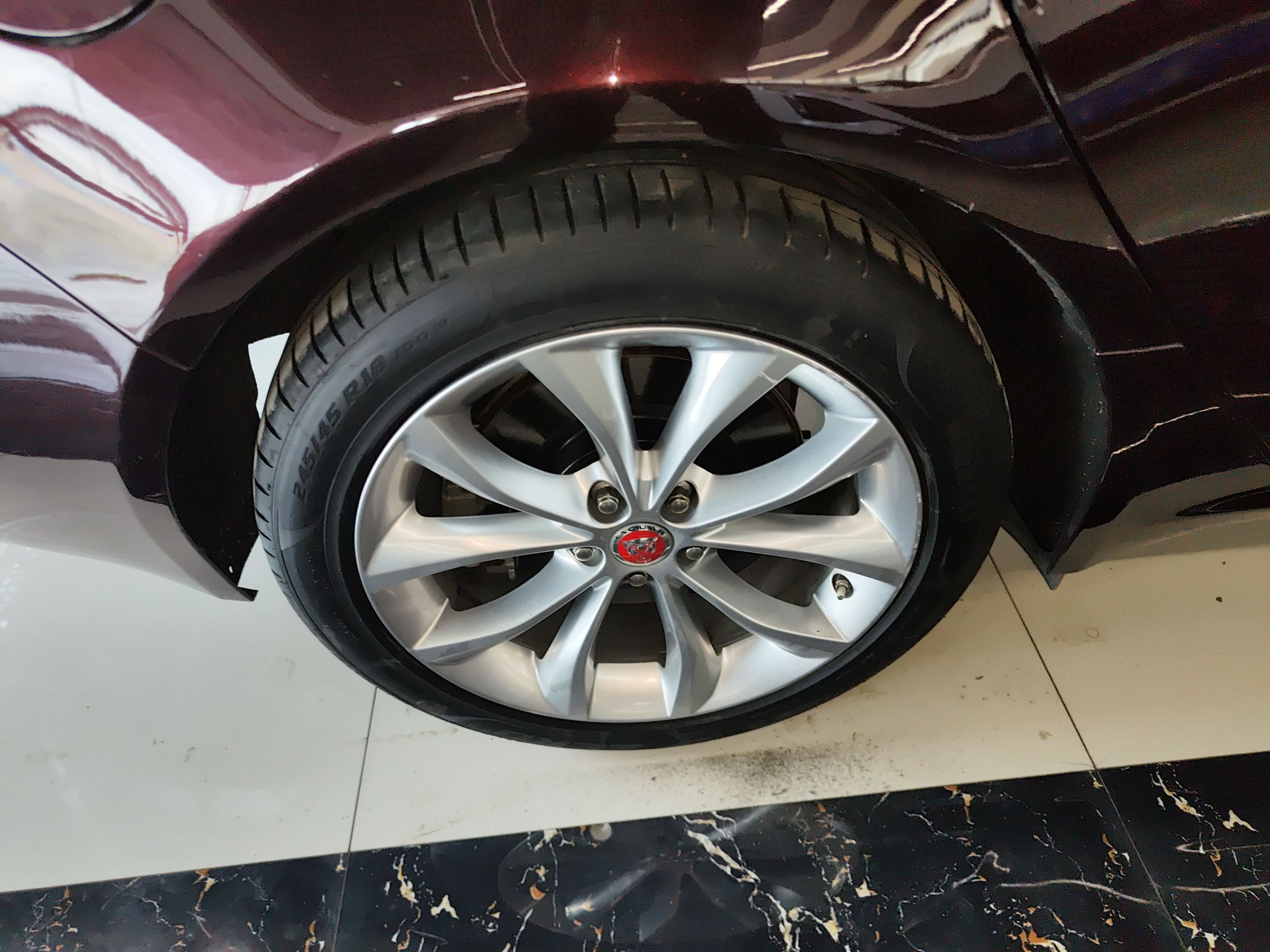 Jaguar XF 2020 thumb 9