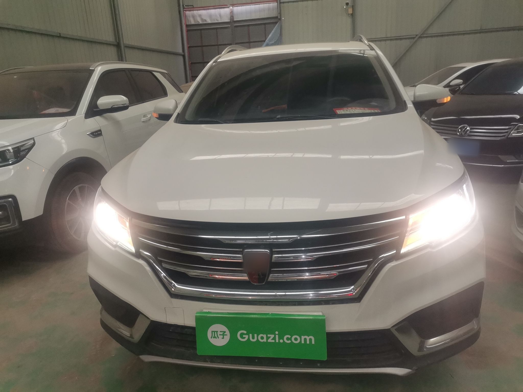 Roewe RX3 2020 thumb 2