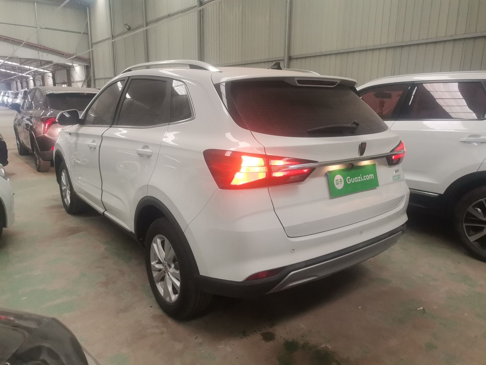 Roewe RX3 2020 thumb 4