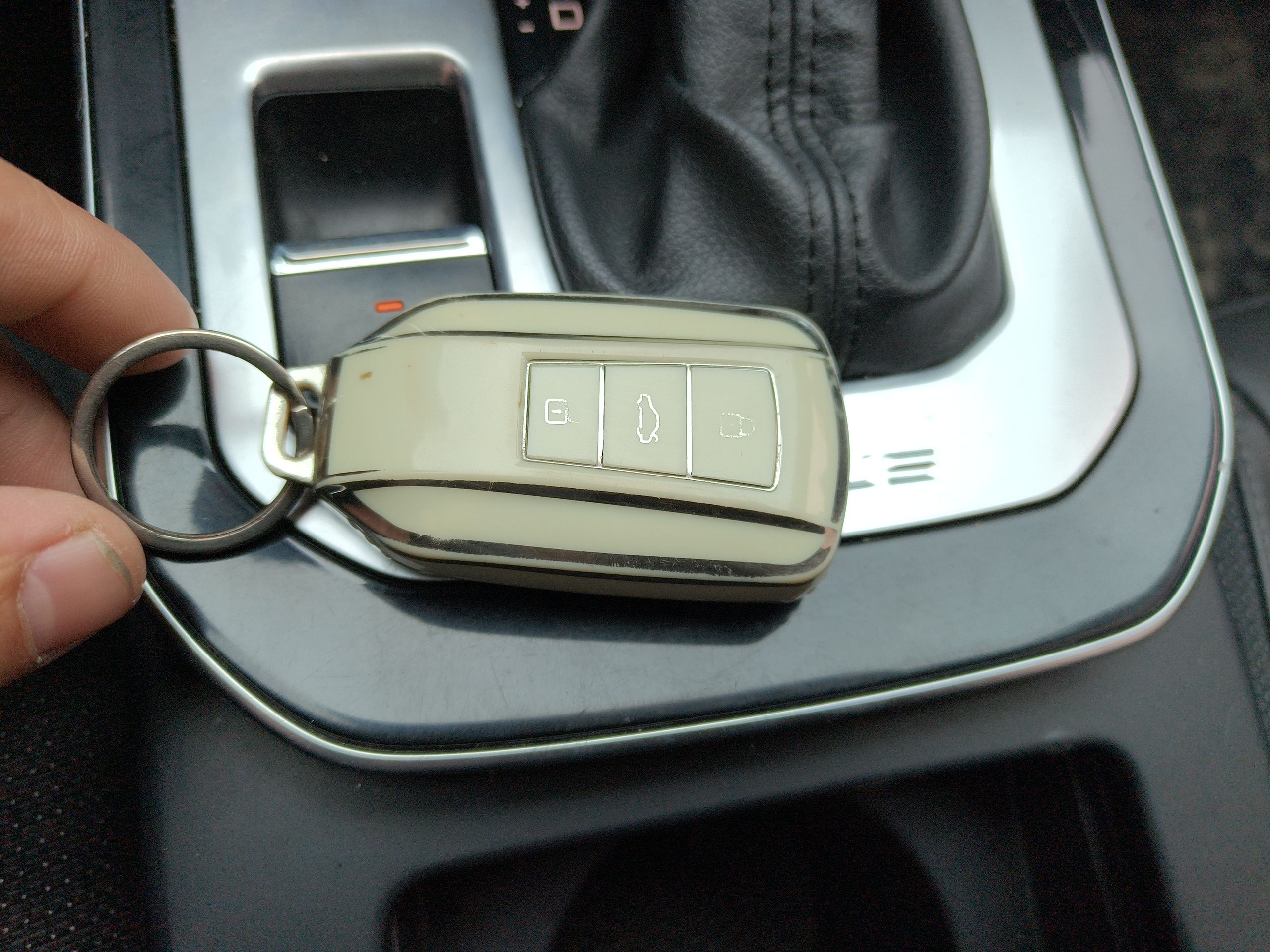 Dongfeng Aeolus Yixuan 2020 thumb 8