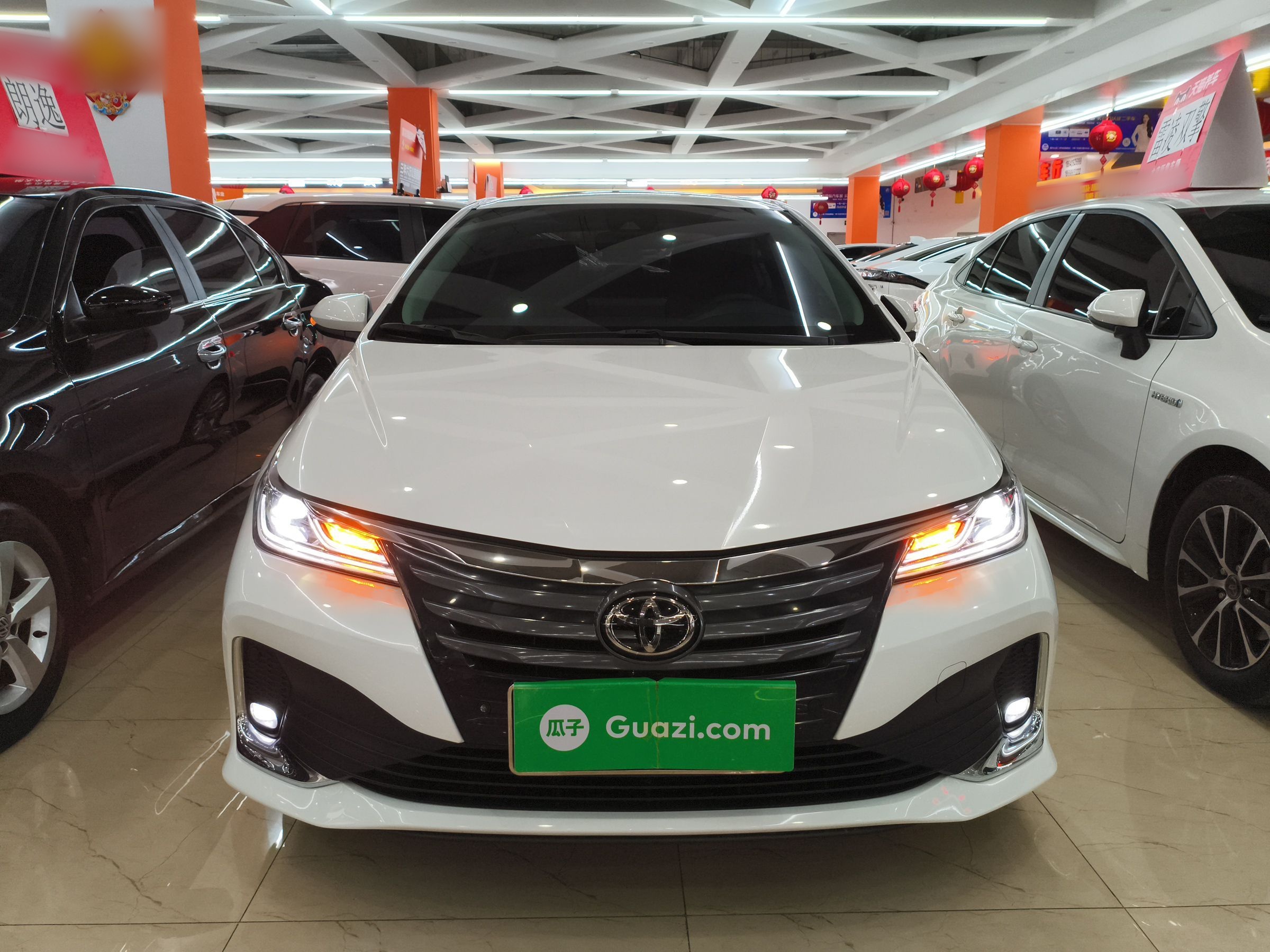 Toyota Crown 2022 thumb 2