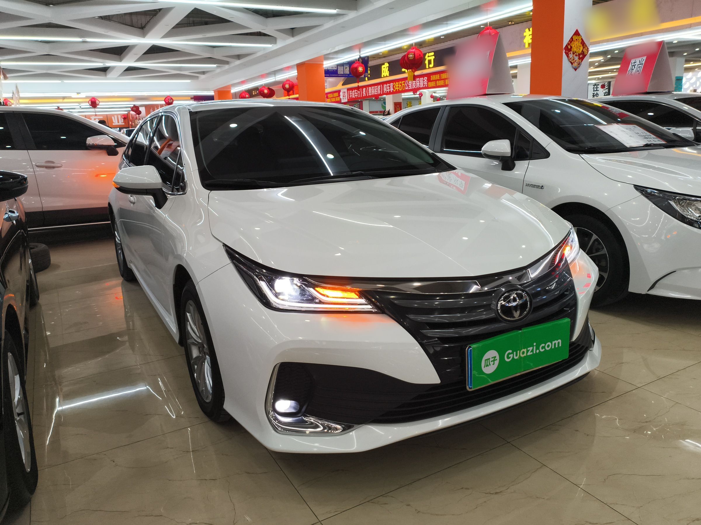 Toyota Crown 2022 thumb 3