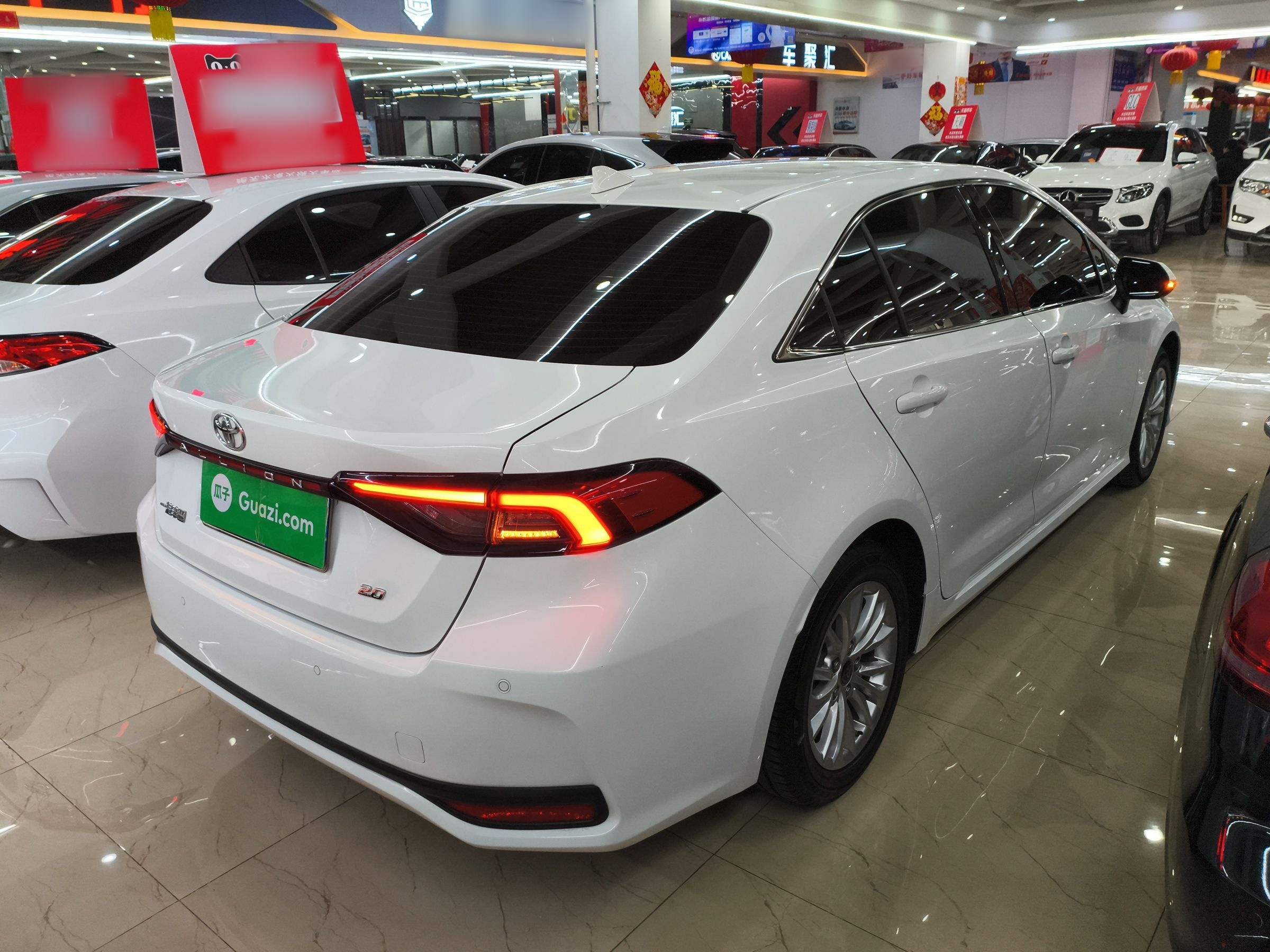 Toyota Crown 2022 thumb 6