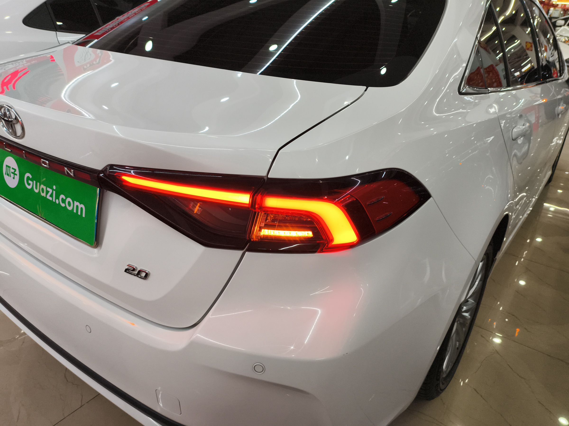 Toyota Crown 2022 thumb 7