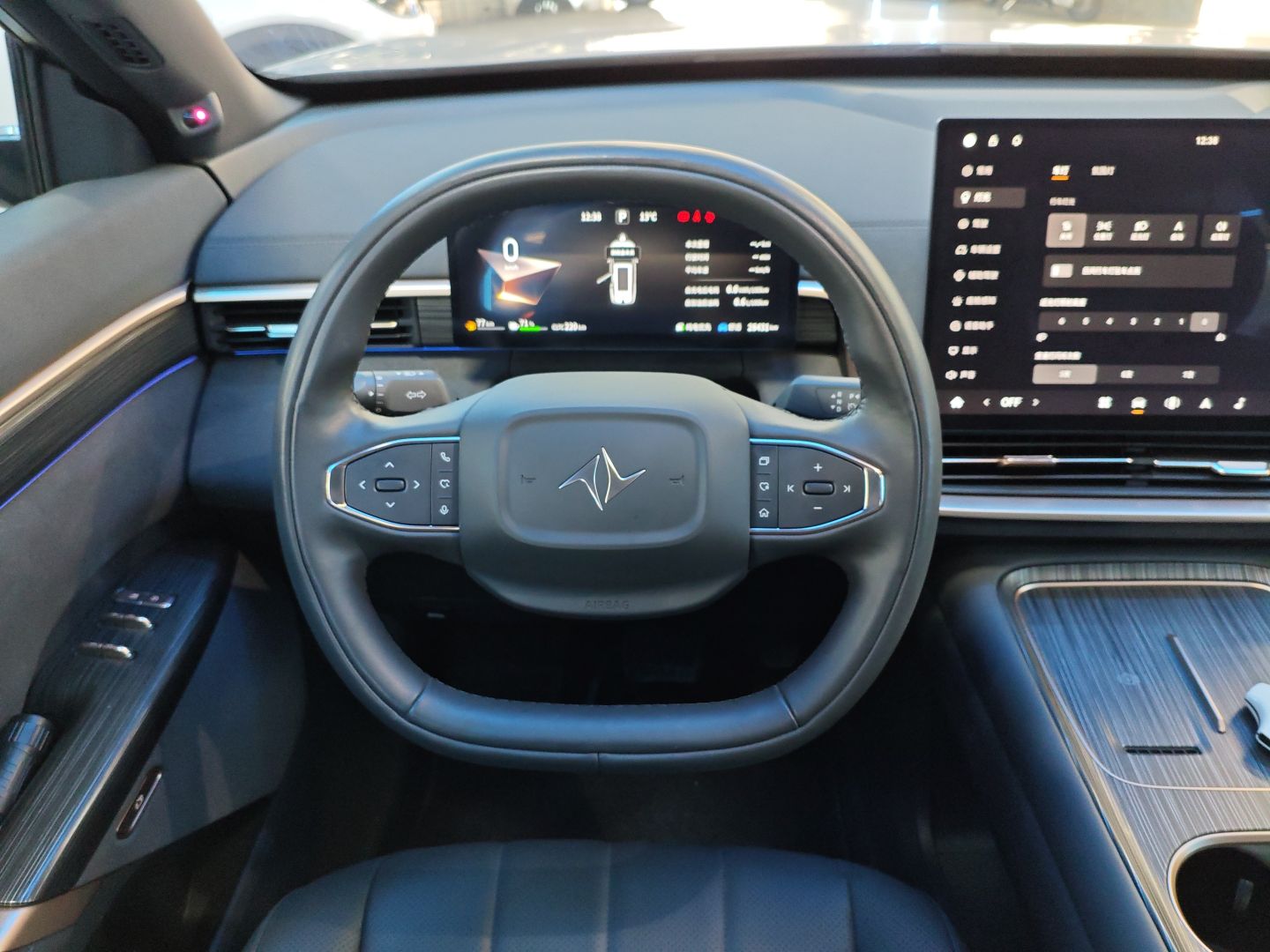 Dongfeng Yipai eπ008 2025 thumb 10