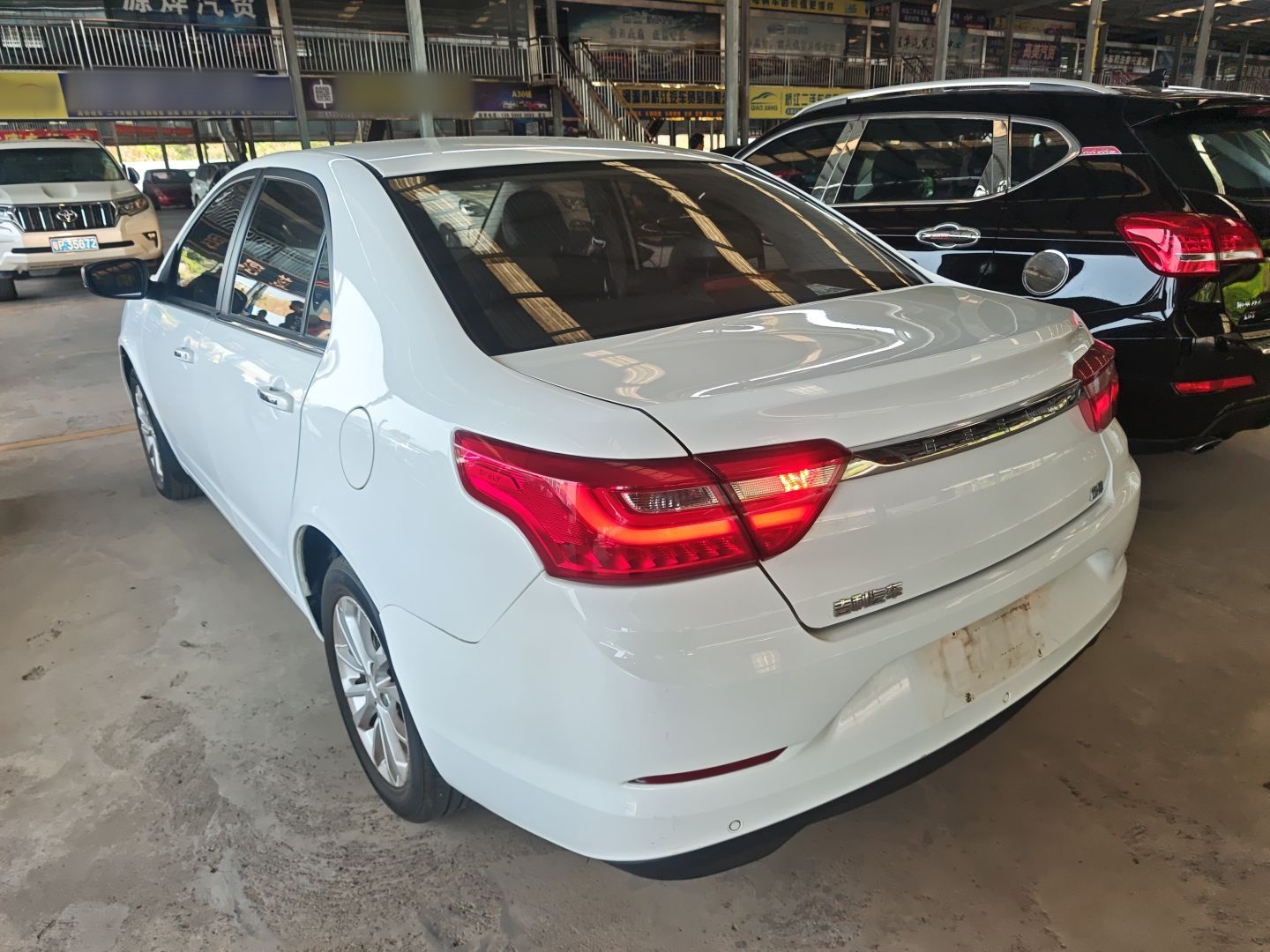 Geely Vision 2020 thumb 4