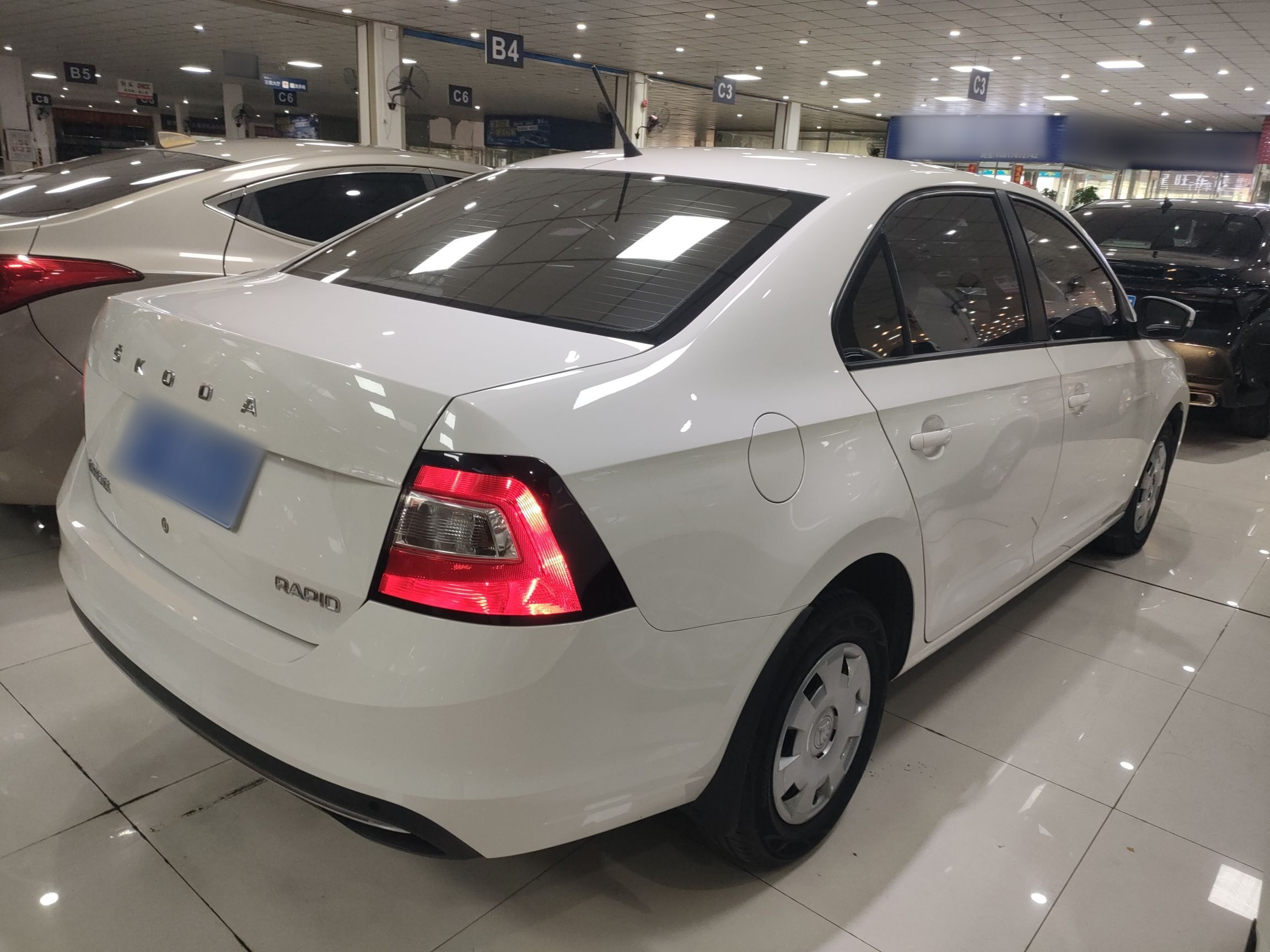 Skoda Rapid 2019 thumb 6