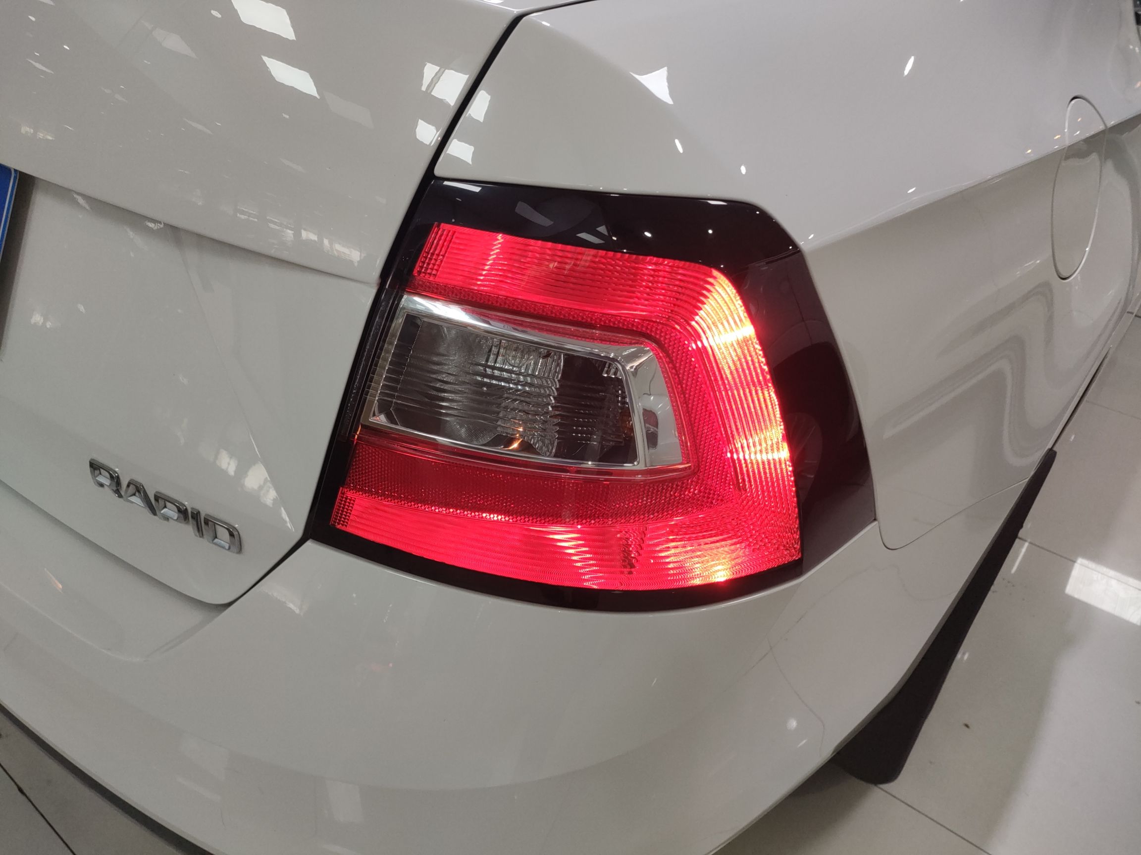 Skoda Rapid 2019 thumb 7