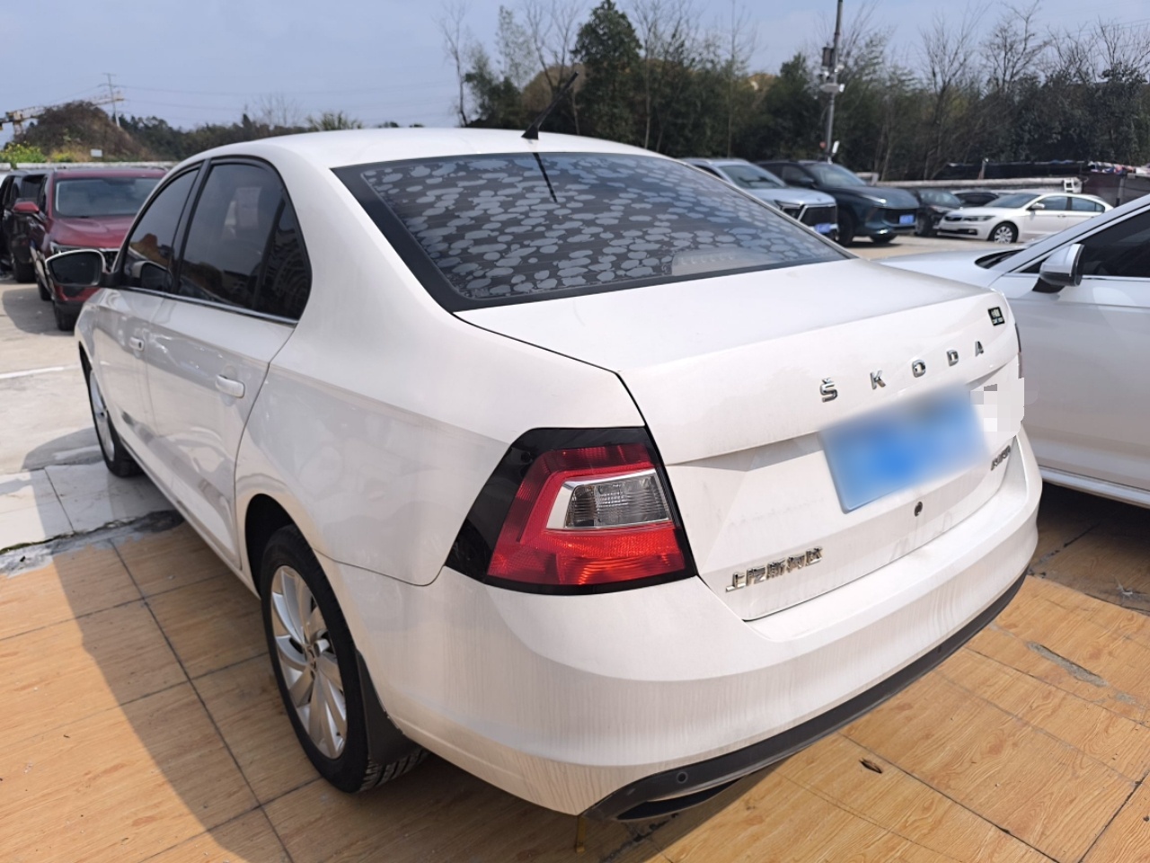 Skoda Rapid 2019 thumb 4