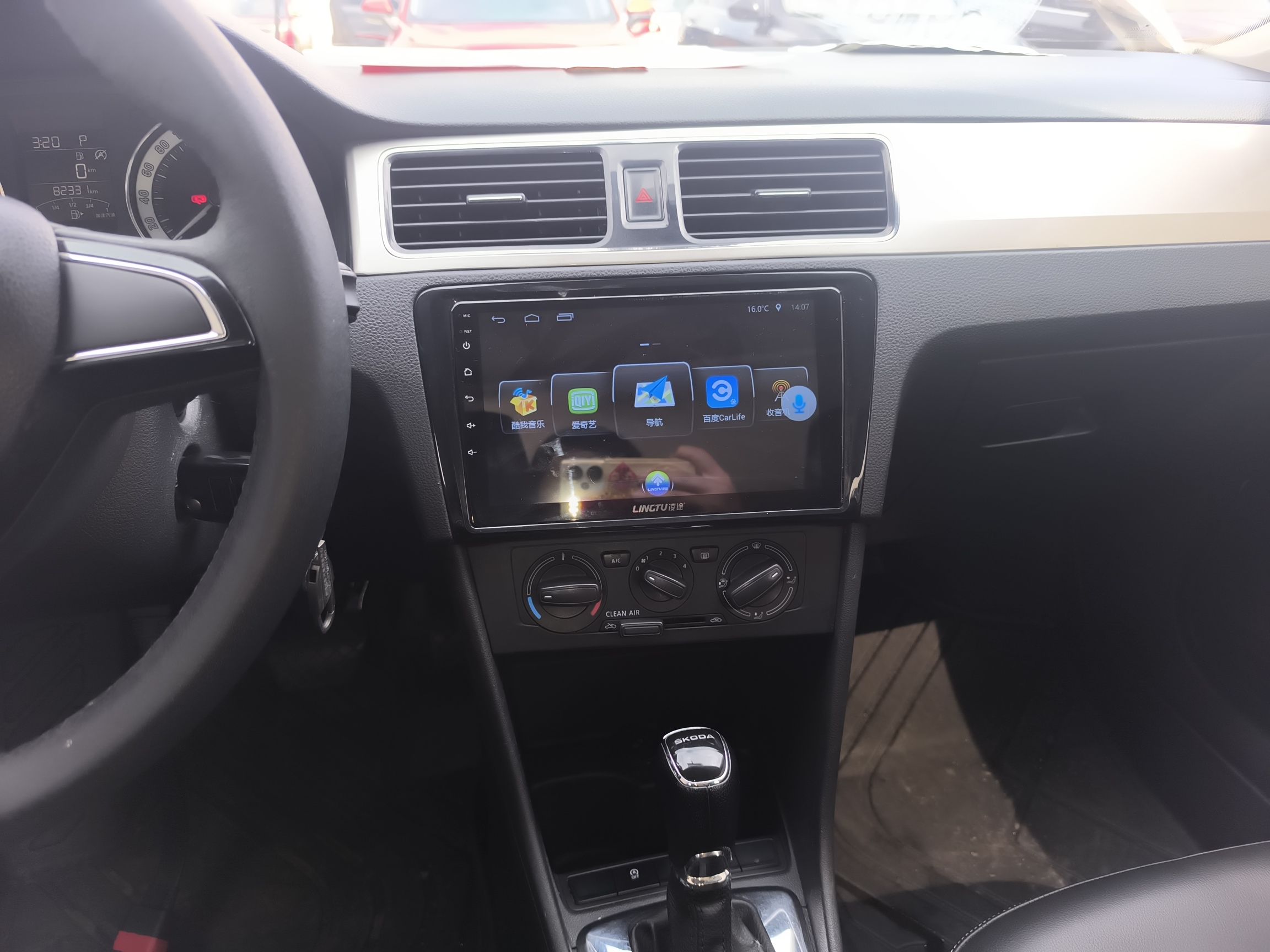 Skoda Rapid 2019 thumb 12