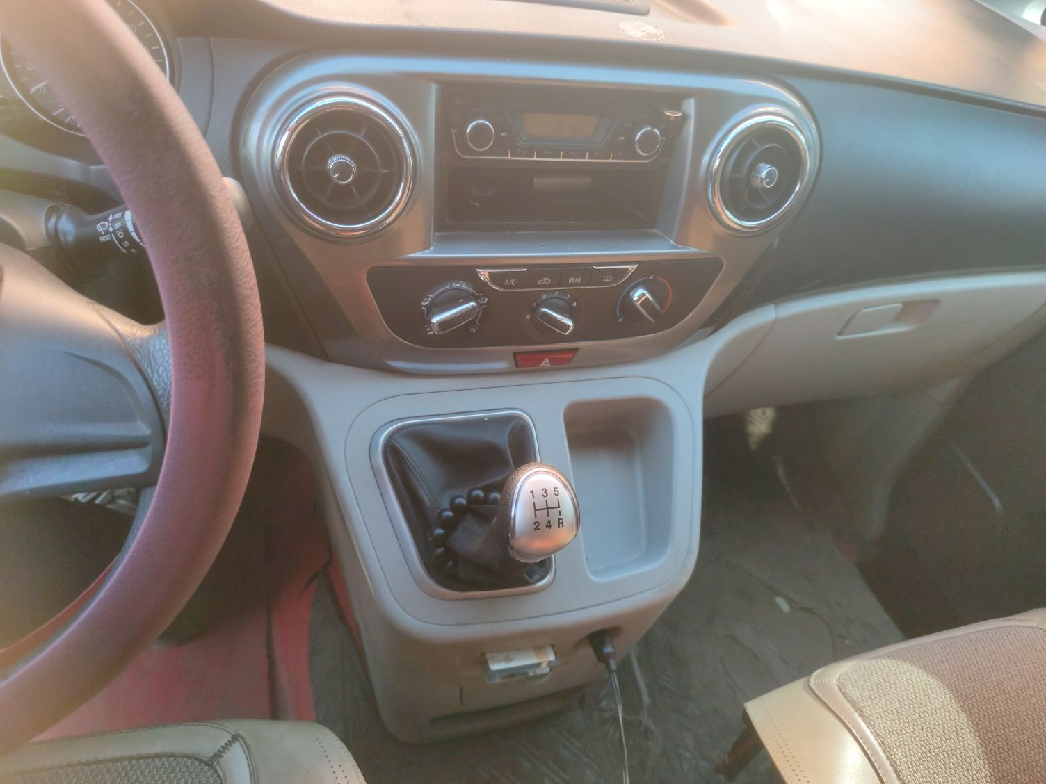 JAC Refine M3 2019 thumb 9