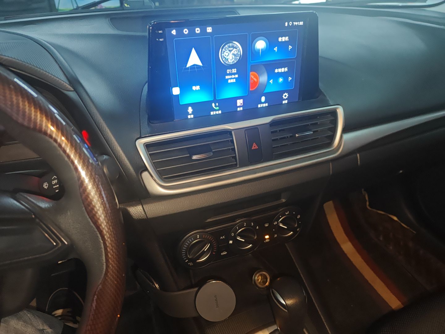 Mazda 3 2019 thumb 12