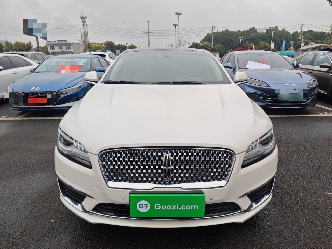 Lincoln MKZ 2019 thumb 2