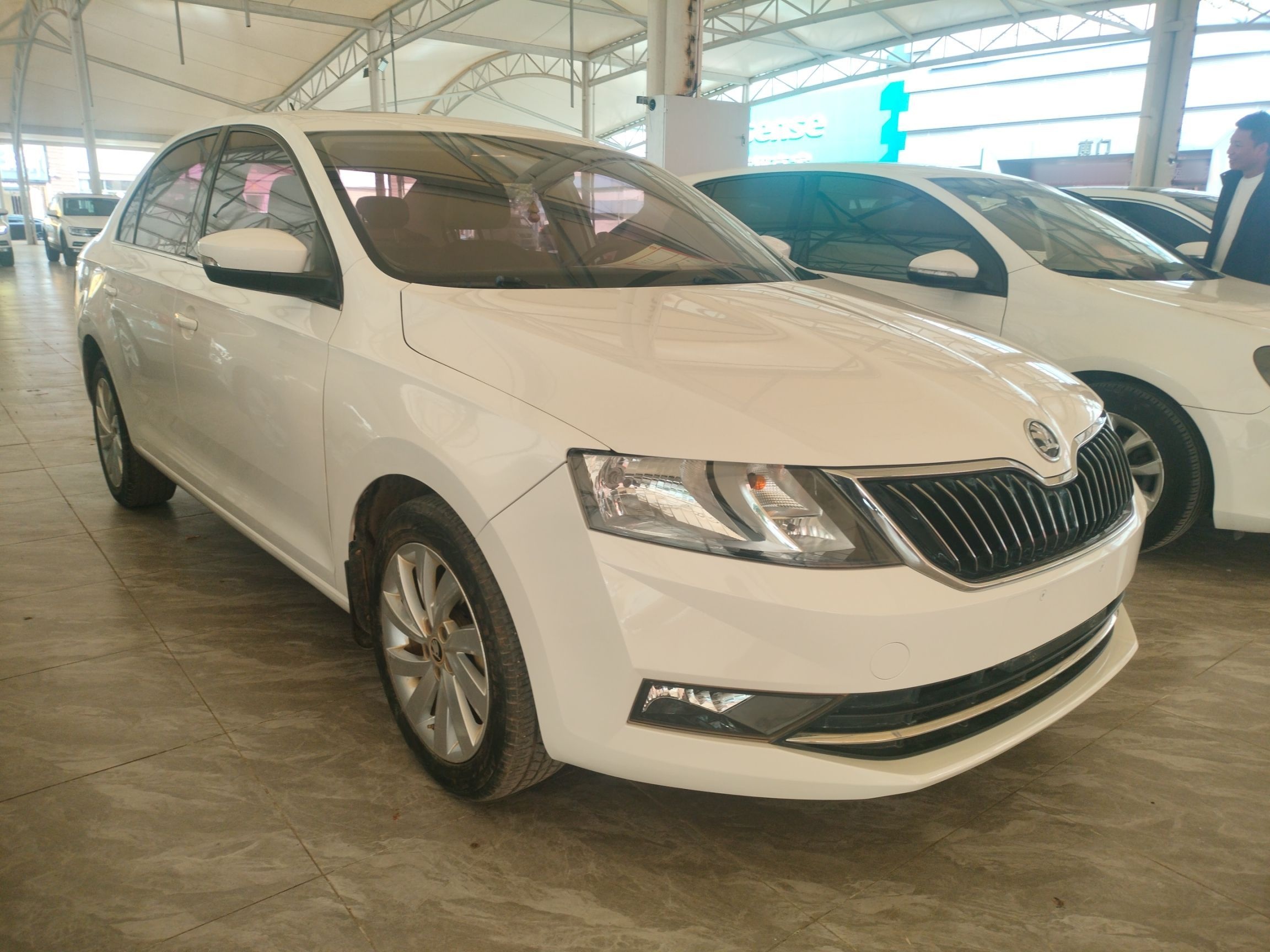 Skoda Rapid 2019 thumb 3