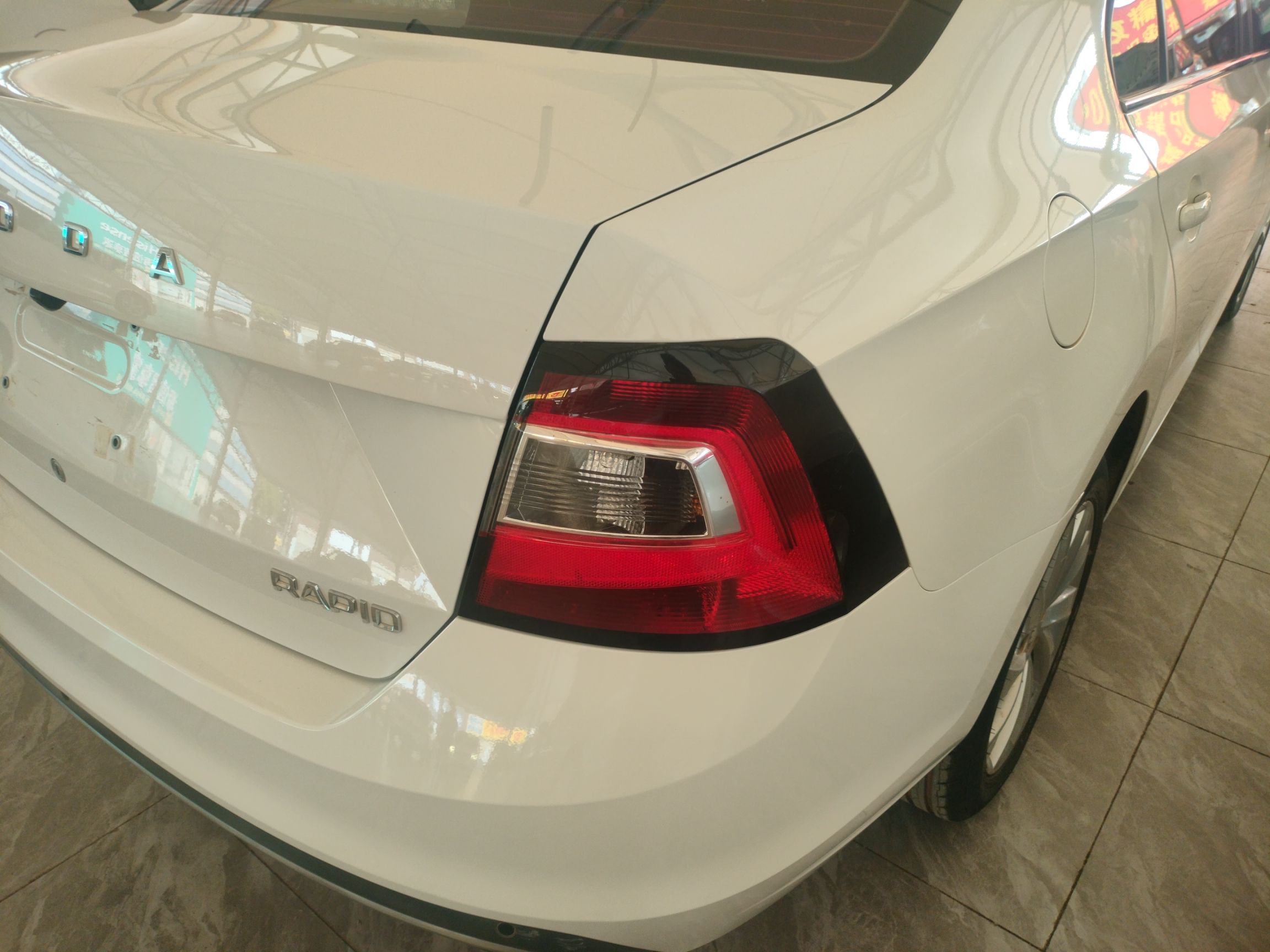 Skoda Rapid 2019 thumb 7