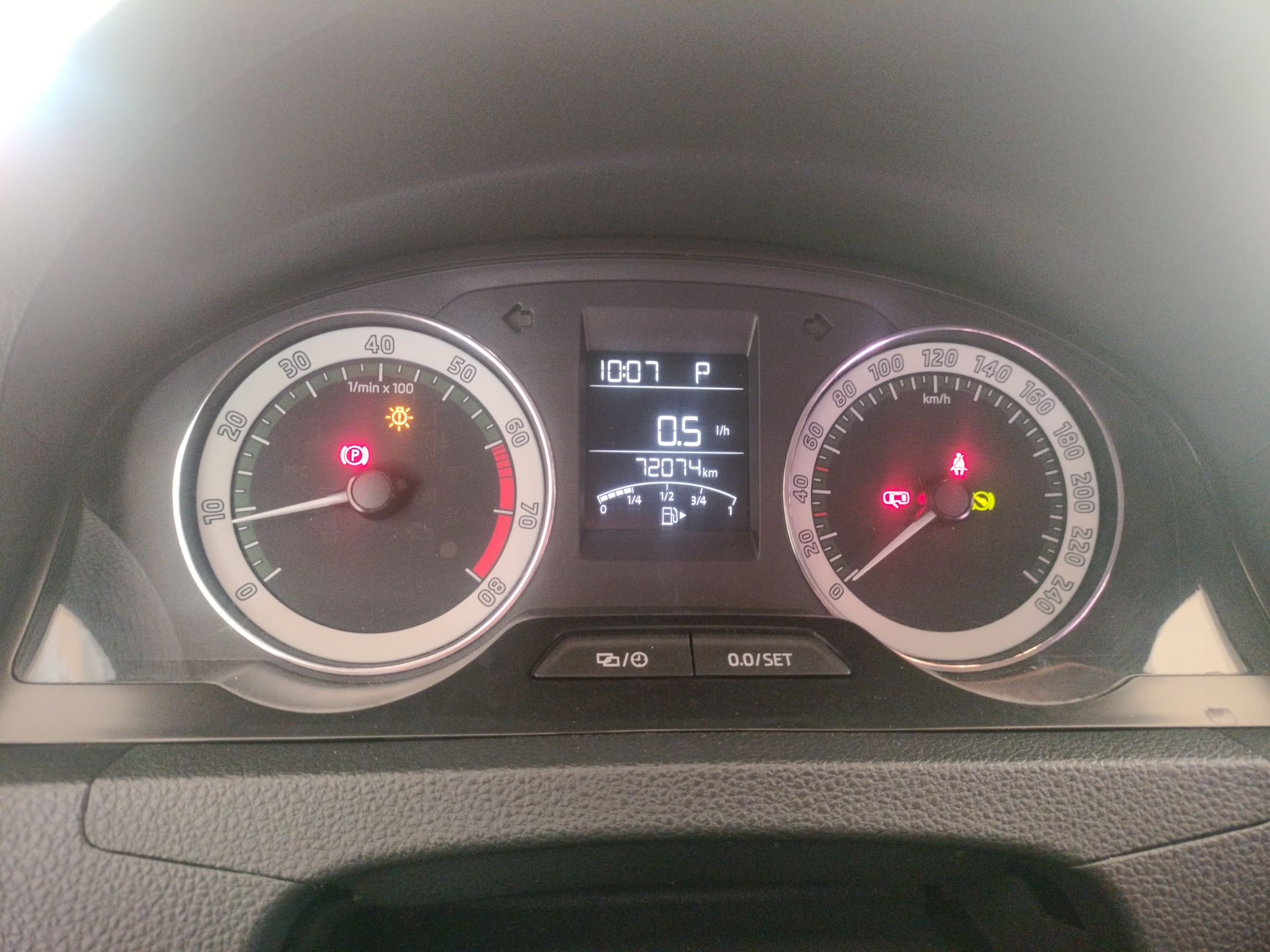 Skoda Rapid 2019 thumb 11