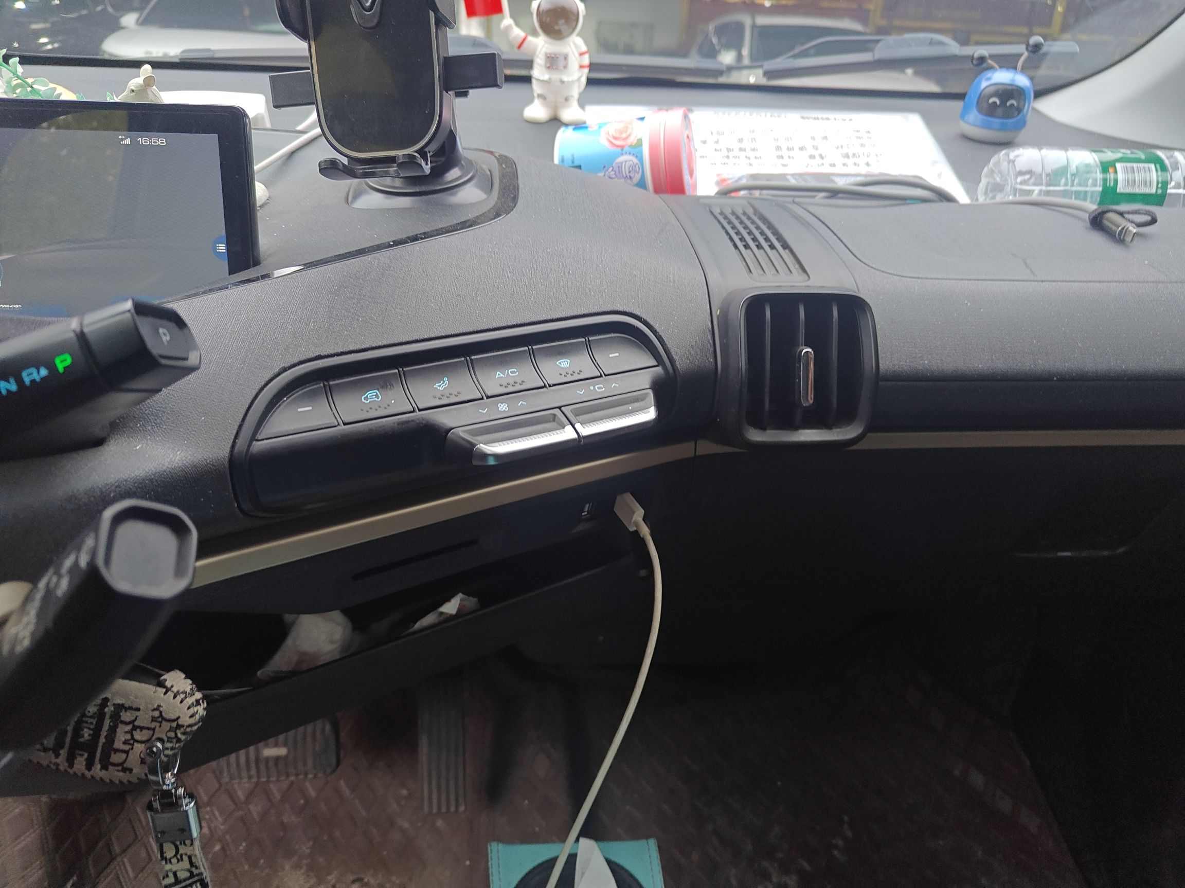 Baojun Kiwi EV 2022 thumb 12