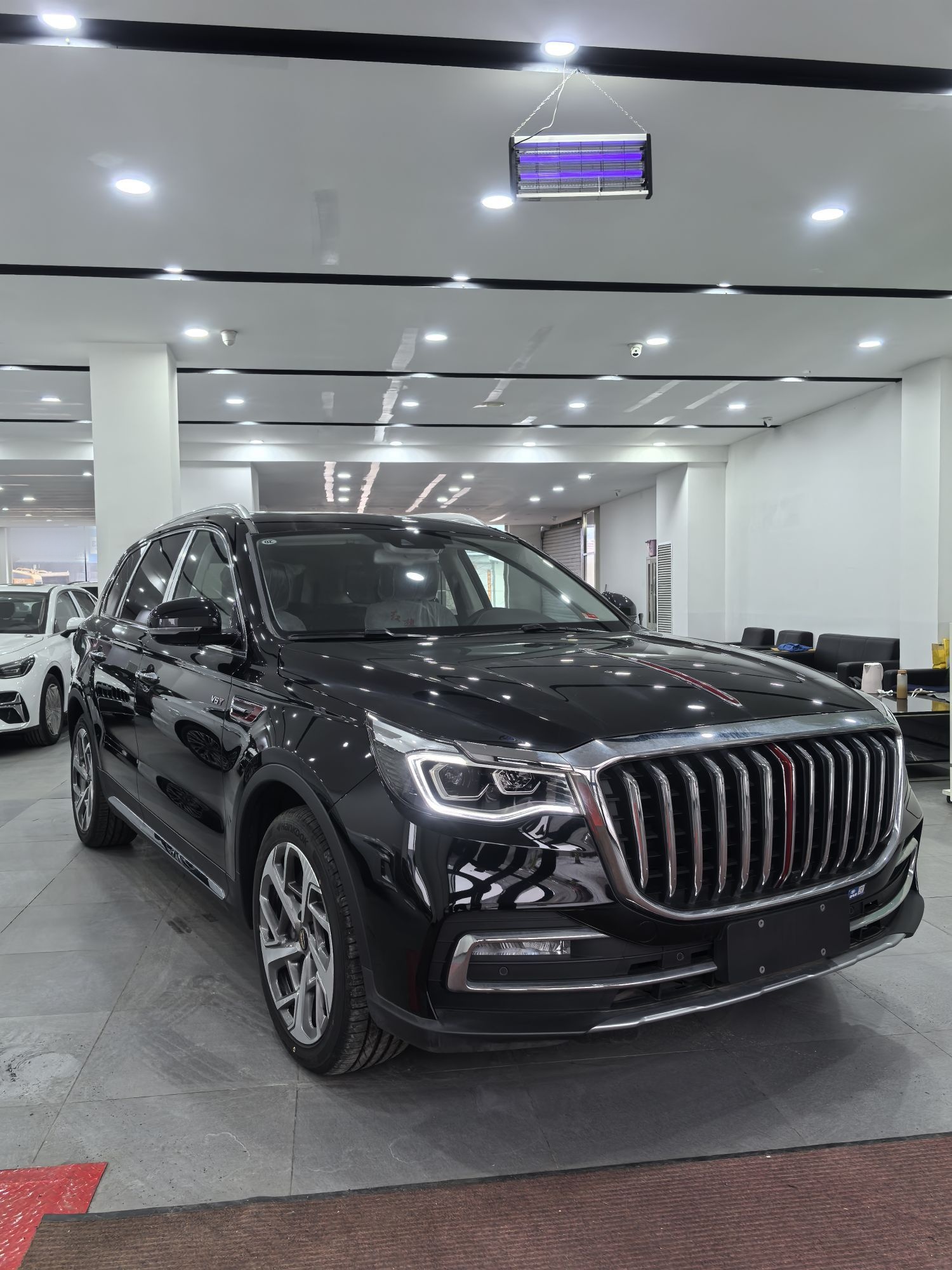 Hongqi HS7 2022 thumb 2
