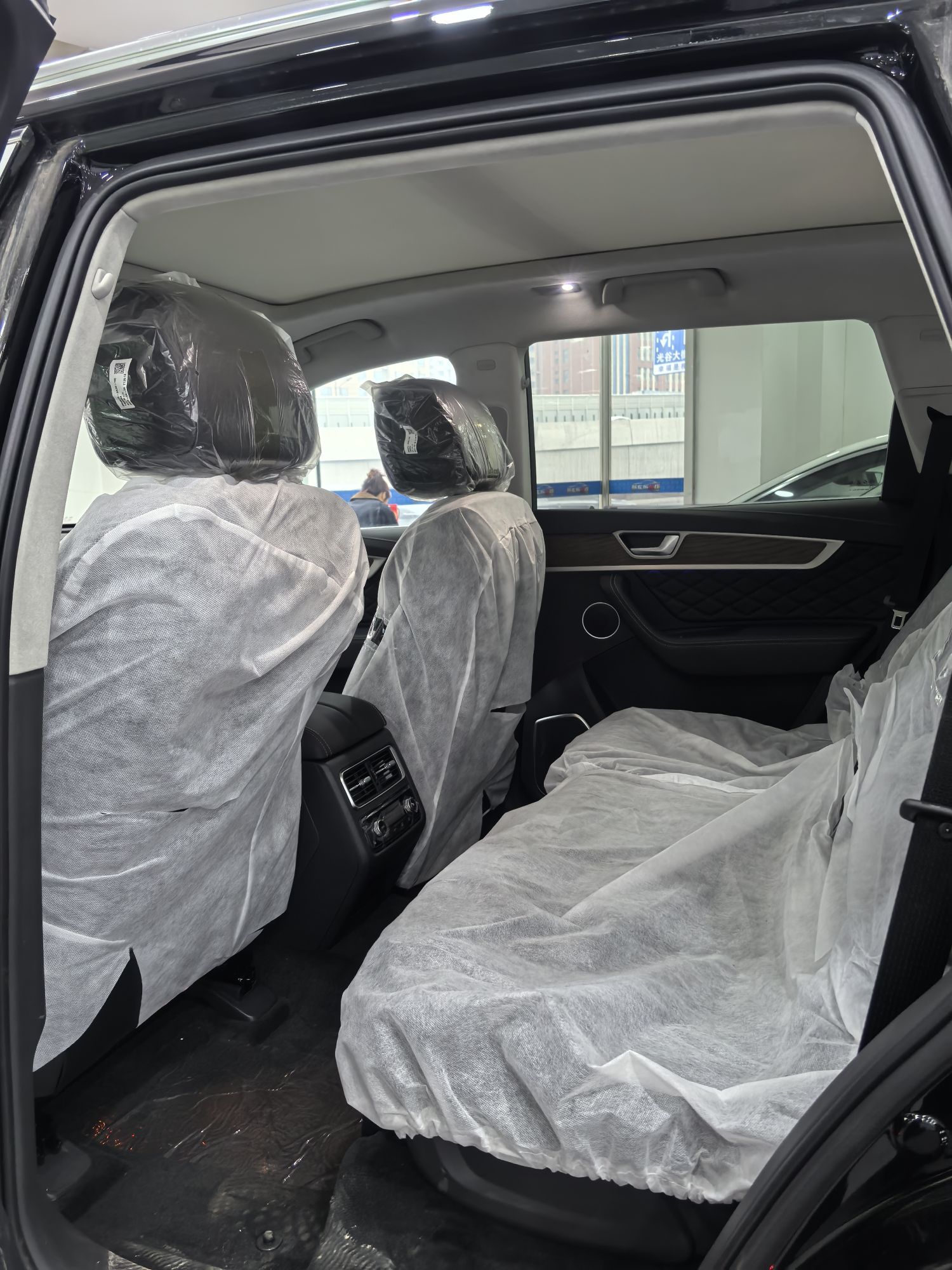 Hongqi HS7 2022 thumb 12